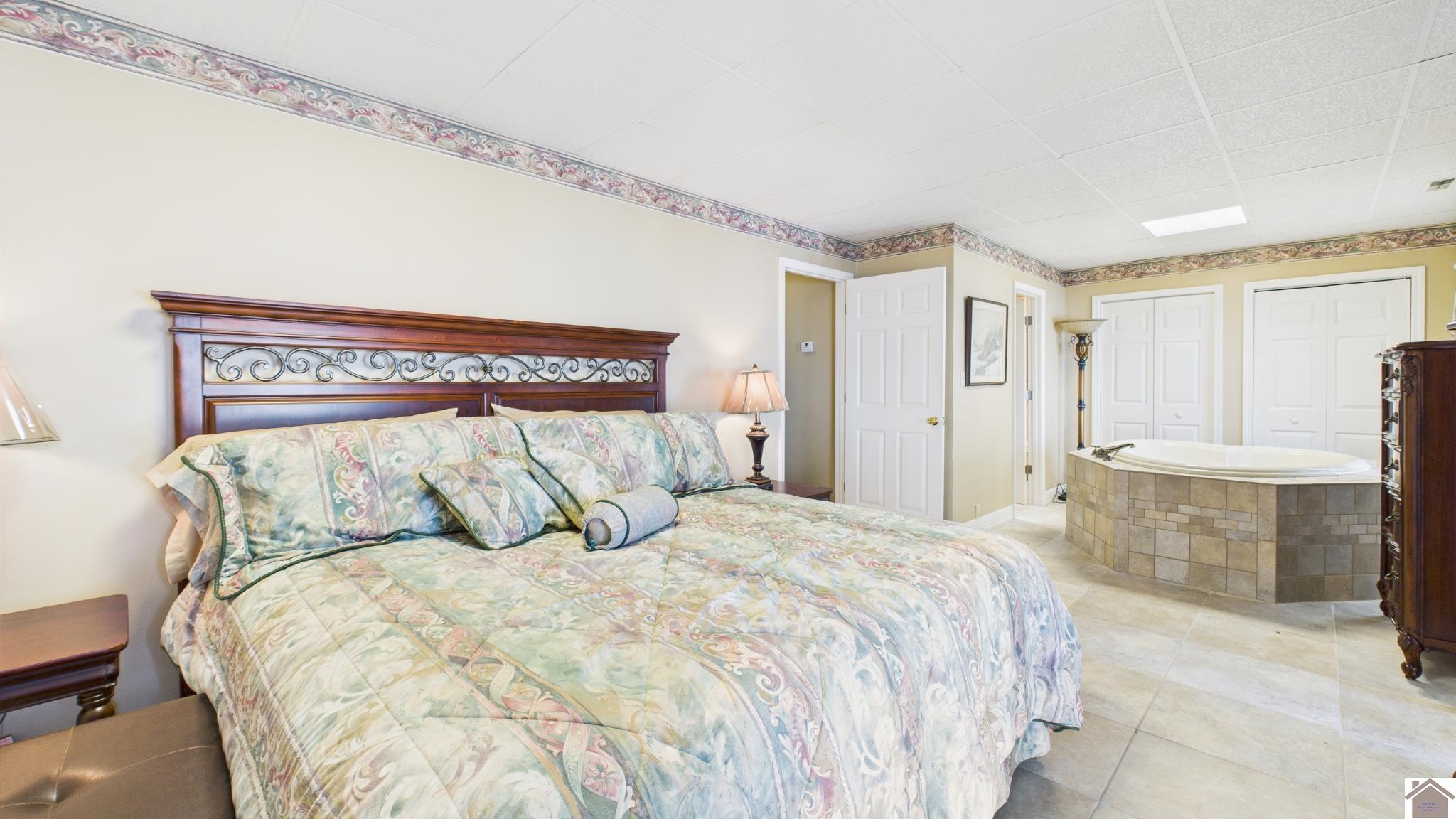 62 Lakeshore Dr Unit: Kentucky Lake