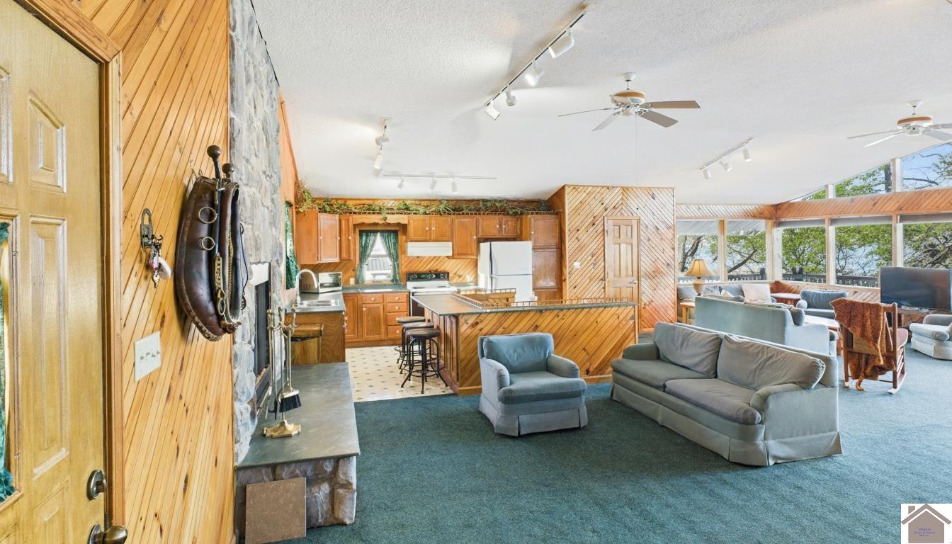 62 Lakeshore Dr Unit: Kentucky Lake