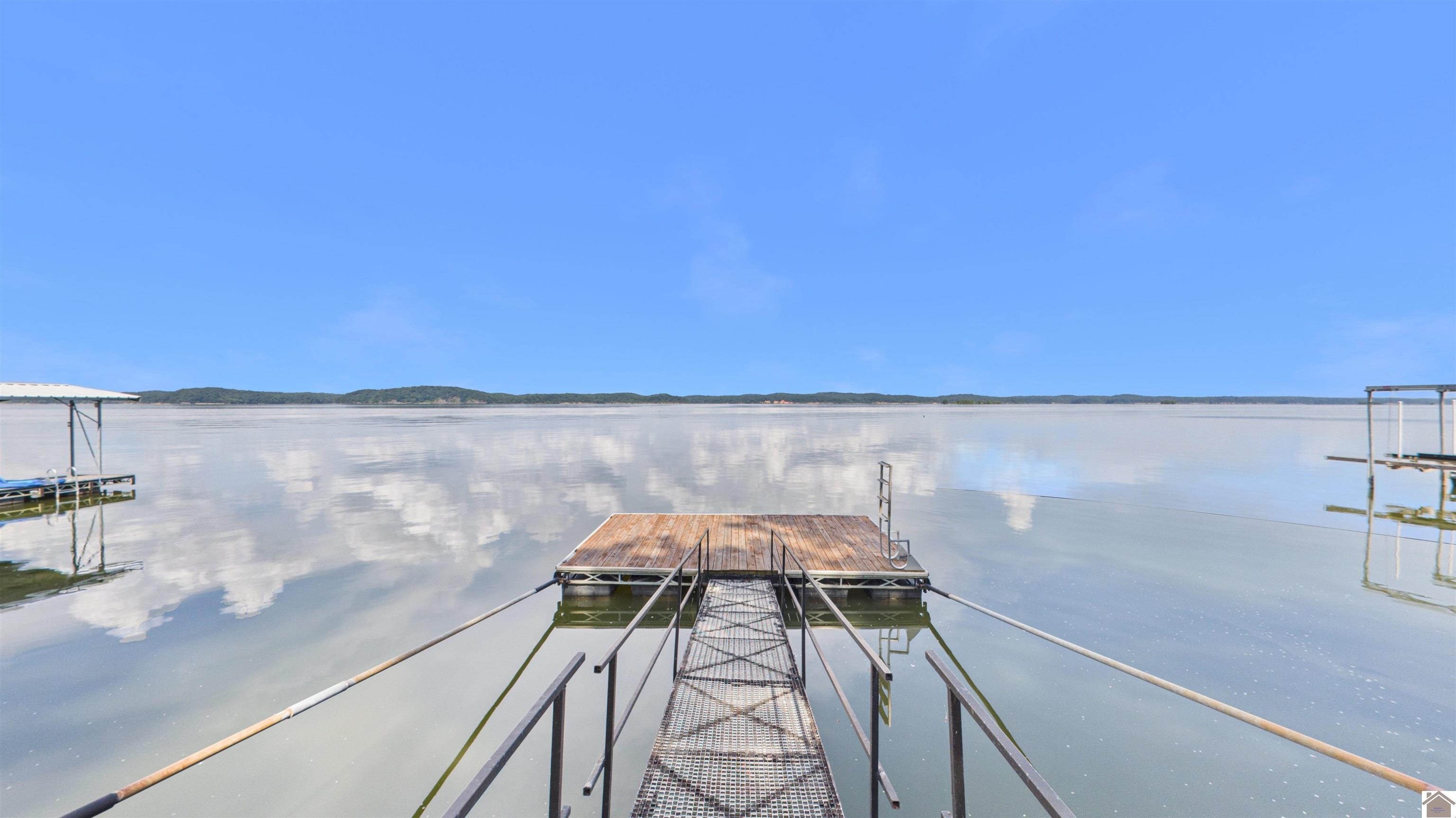 62 Lakeshore Dr Unit: Kentucky Lake