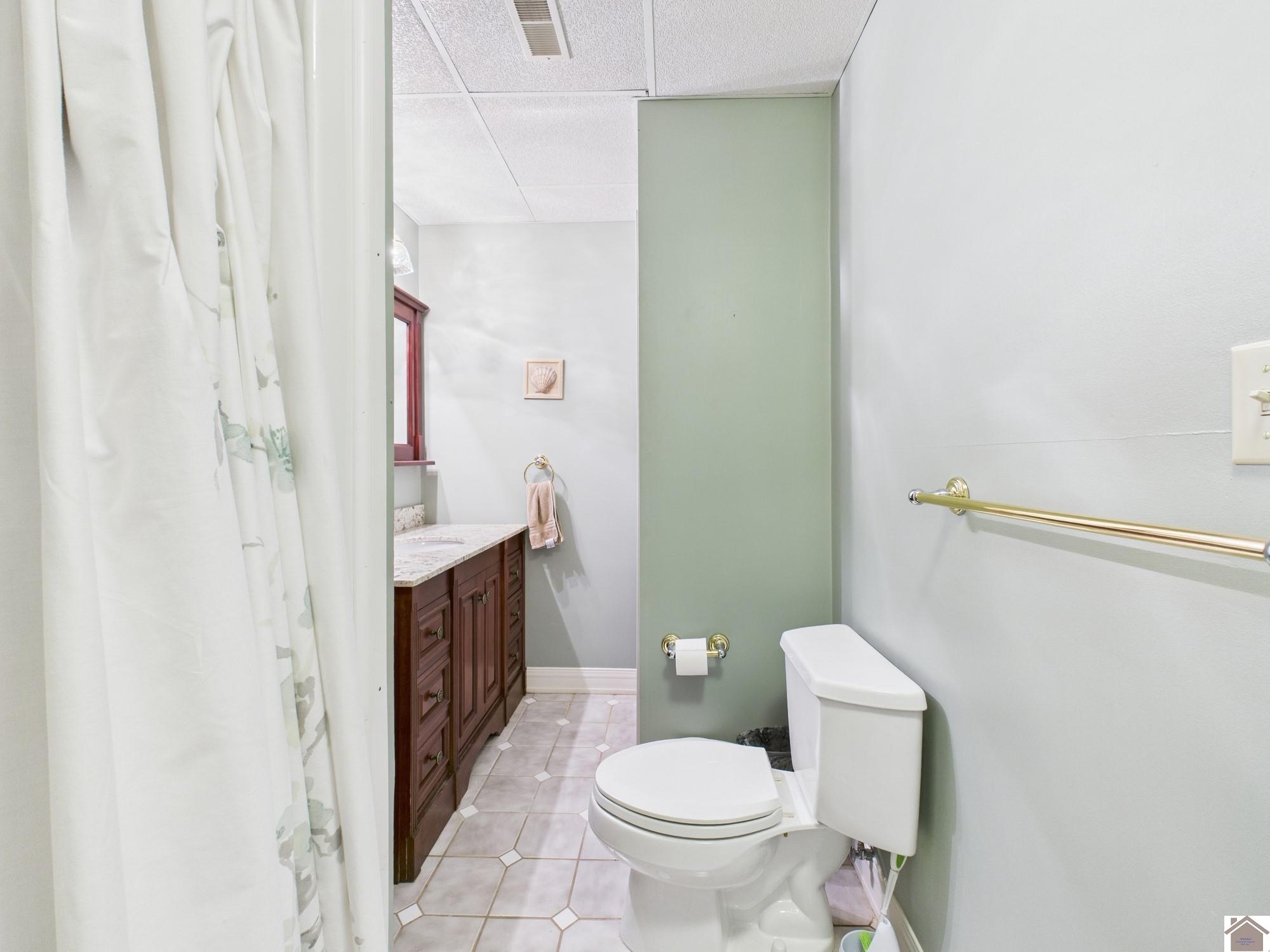 62 Lakeshore Dr Unit: Kentucky Lake