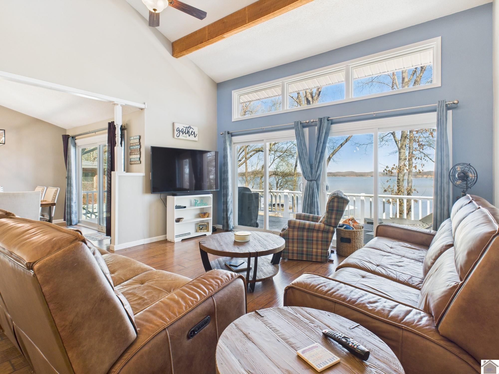 532 Waterway Trl