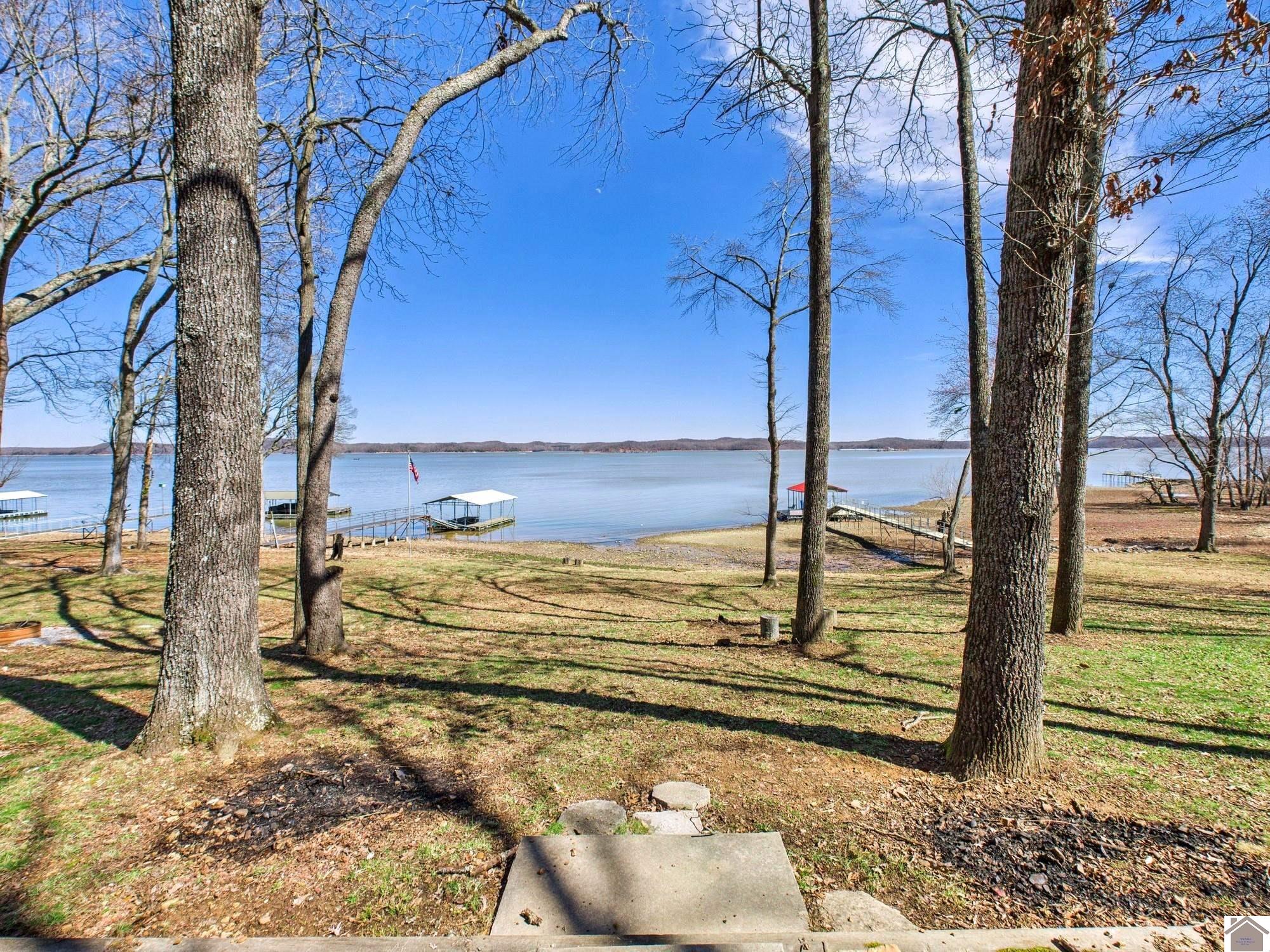 532 Waterway Trl