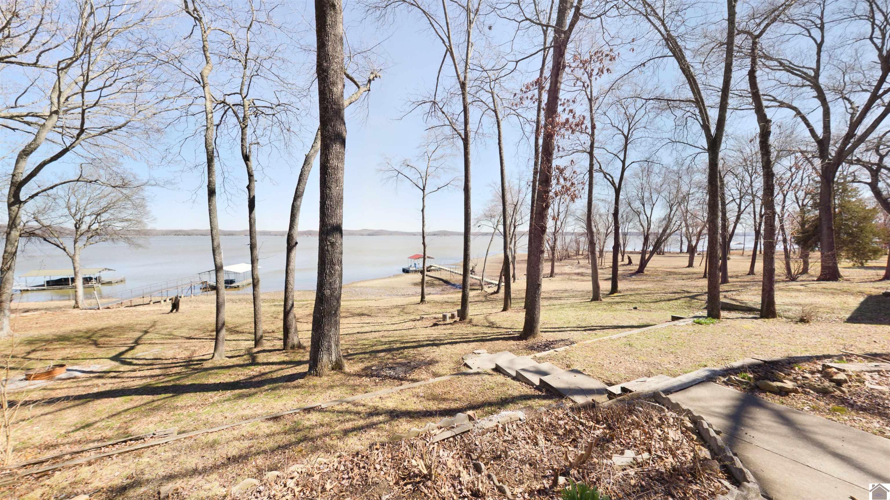 532 Waterway Trl