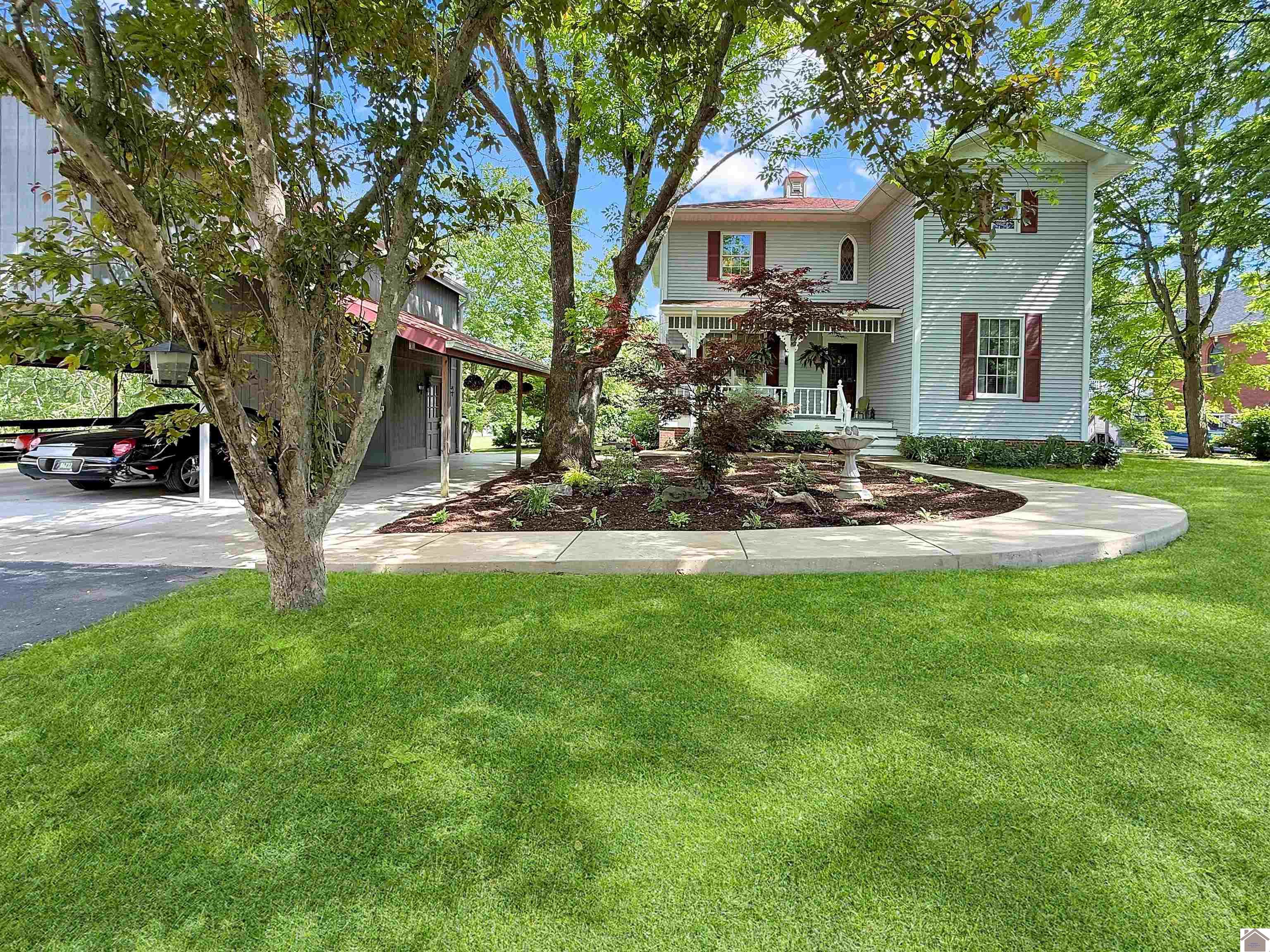 428 Backstrom Heights