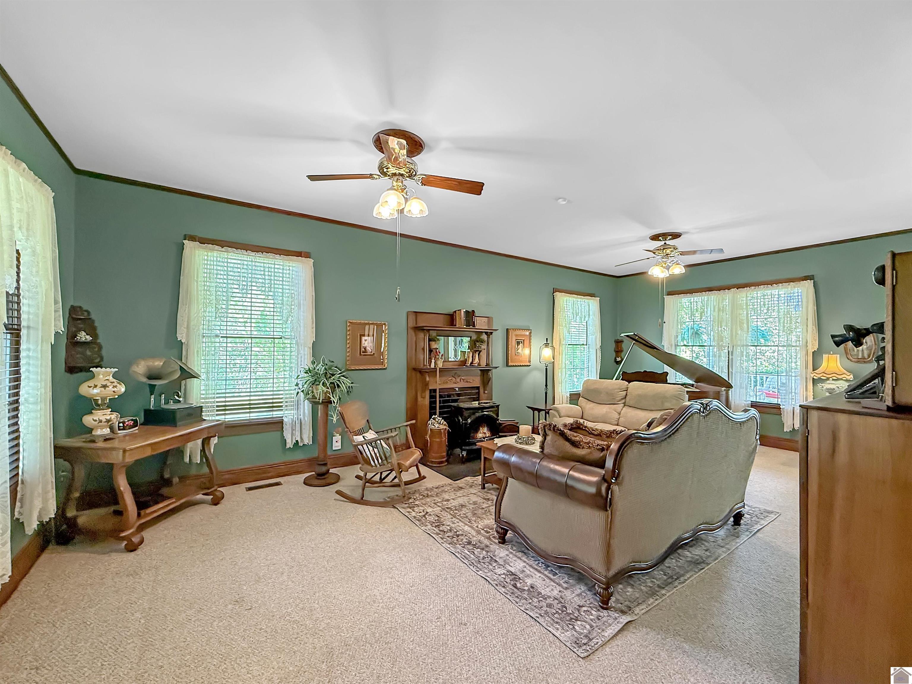 428 Backstrom Heights