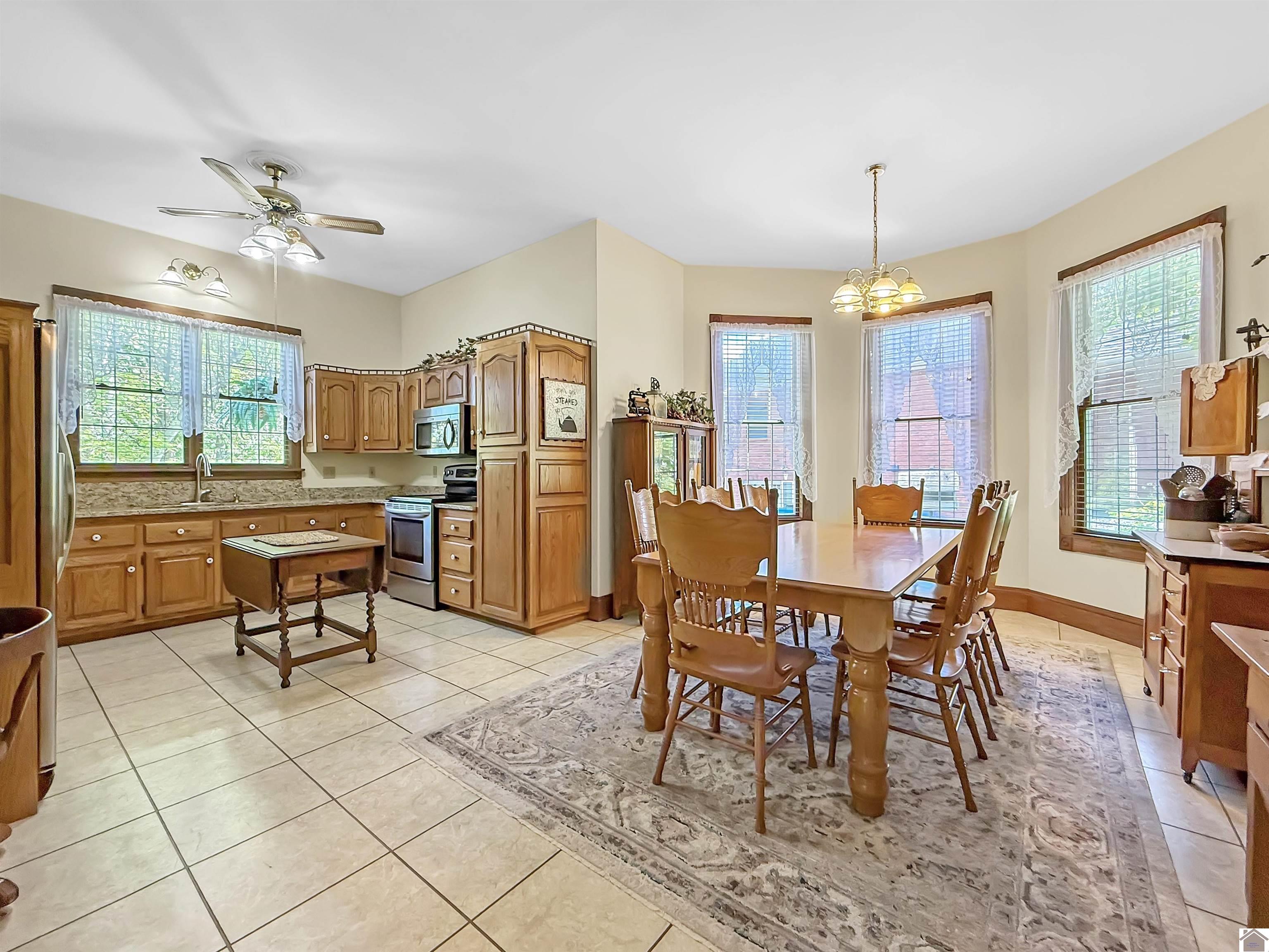 428 Backstrom Heights