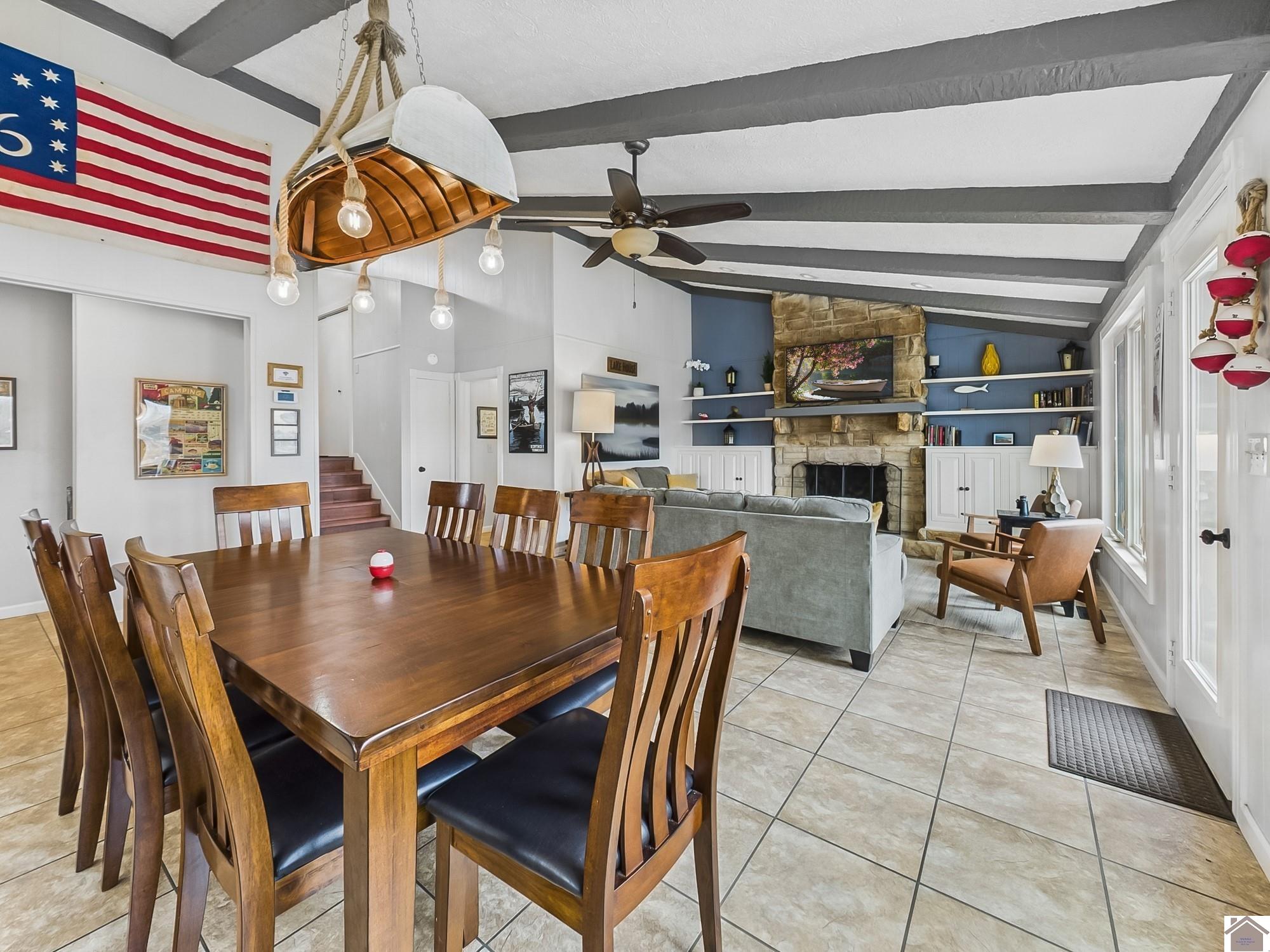 695 Bayshore Unit: Lake Barkley