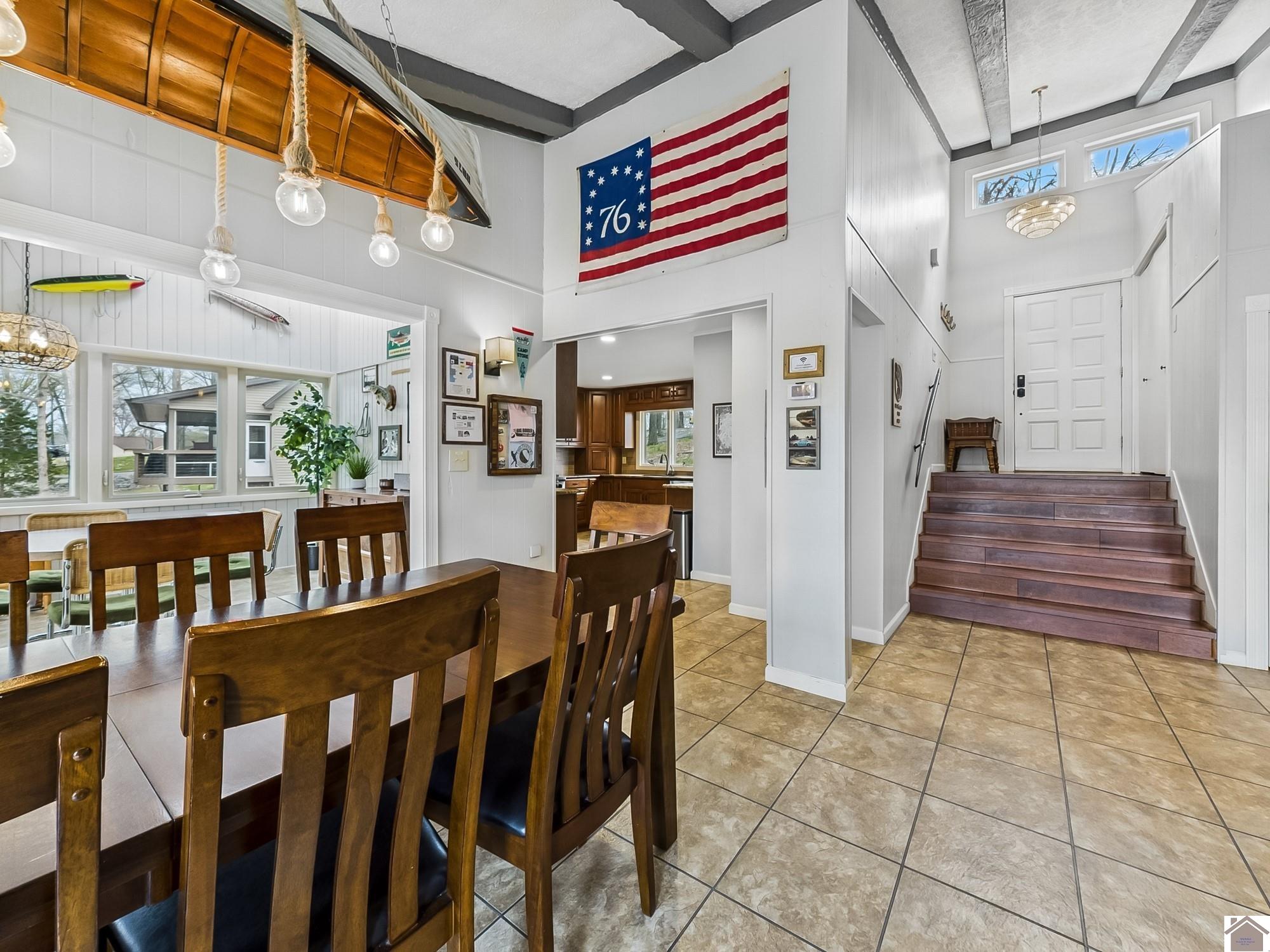 695 Bayshore Unit: Lake Barkley