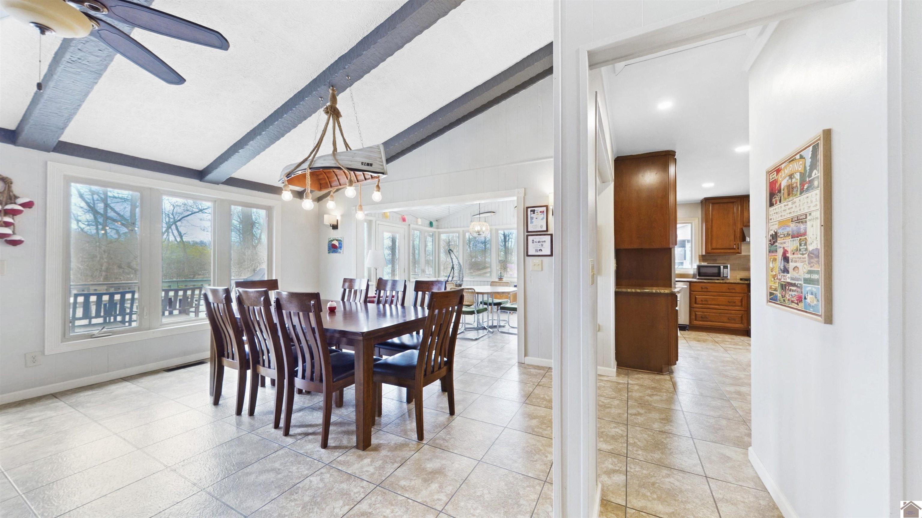 695 Bayshore Unit: Lake Barkley