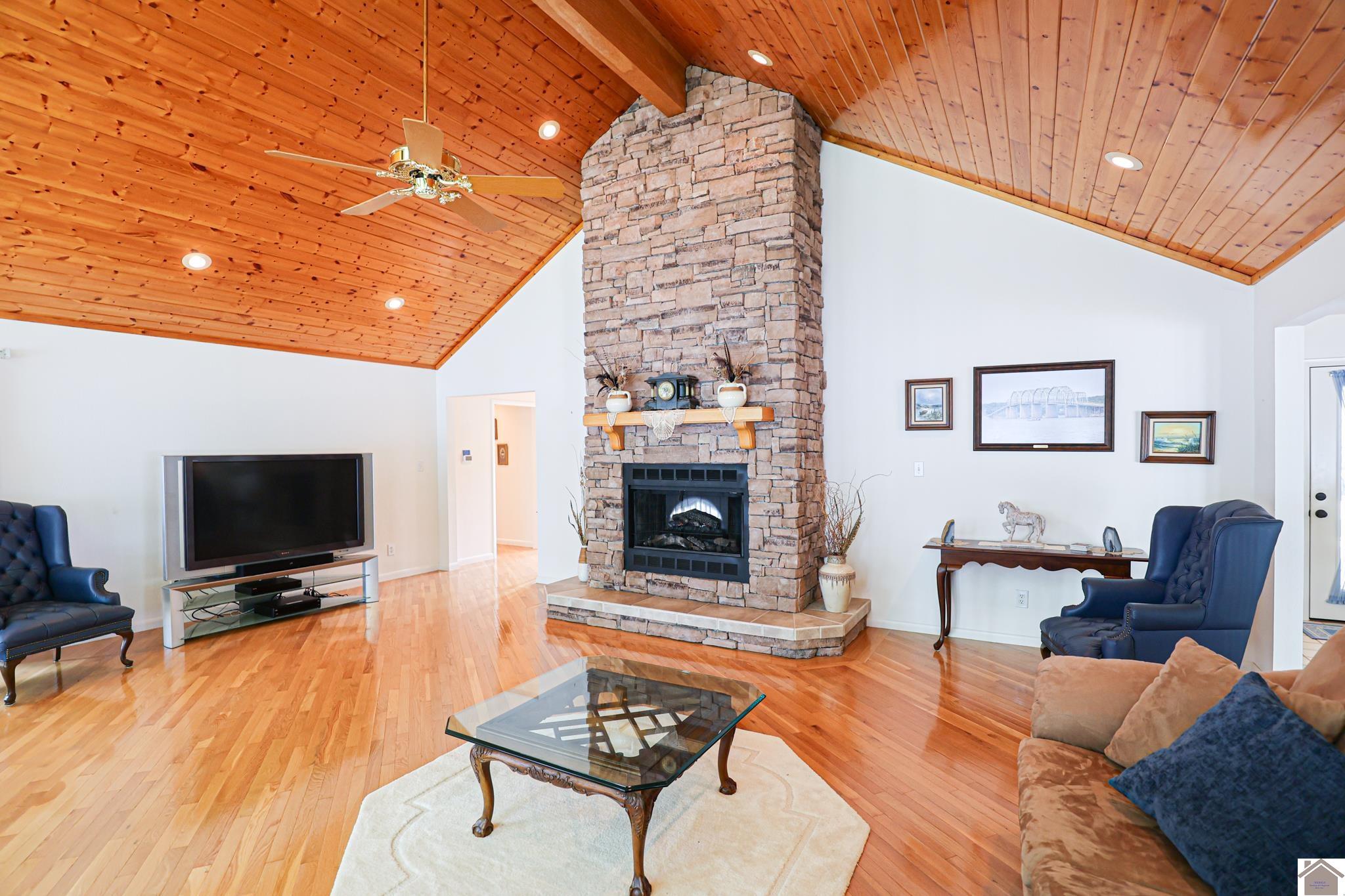 410 Shelton Lane