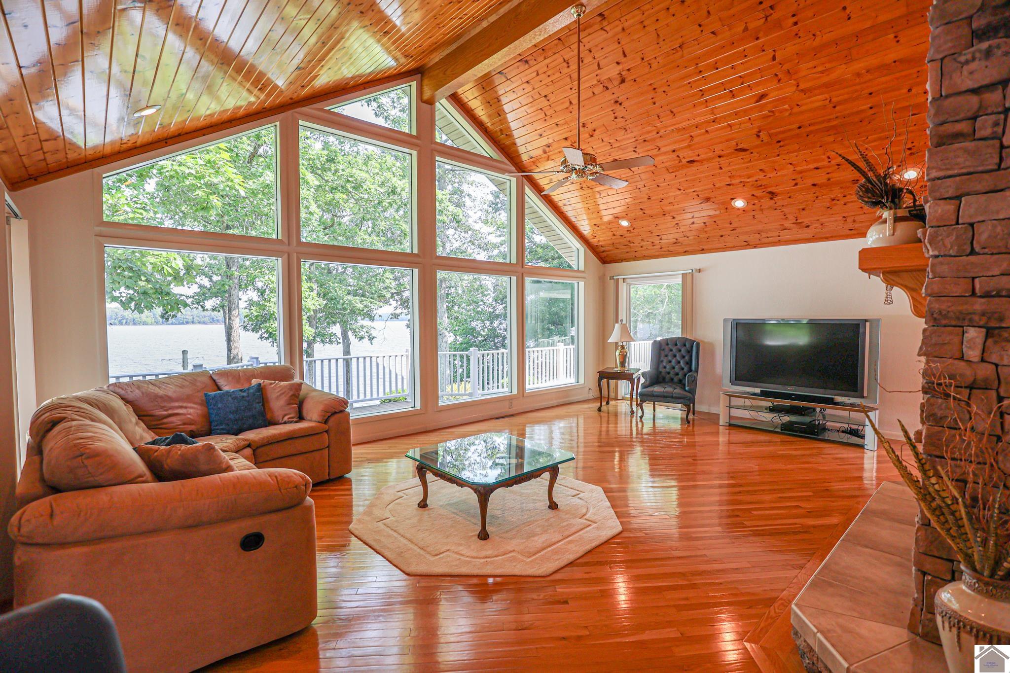 410 Shelton Lane