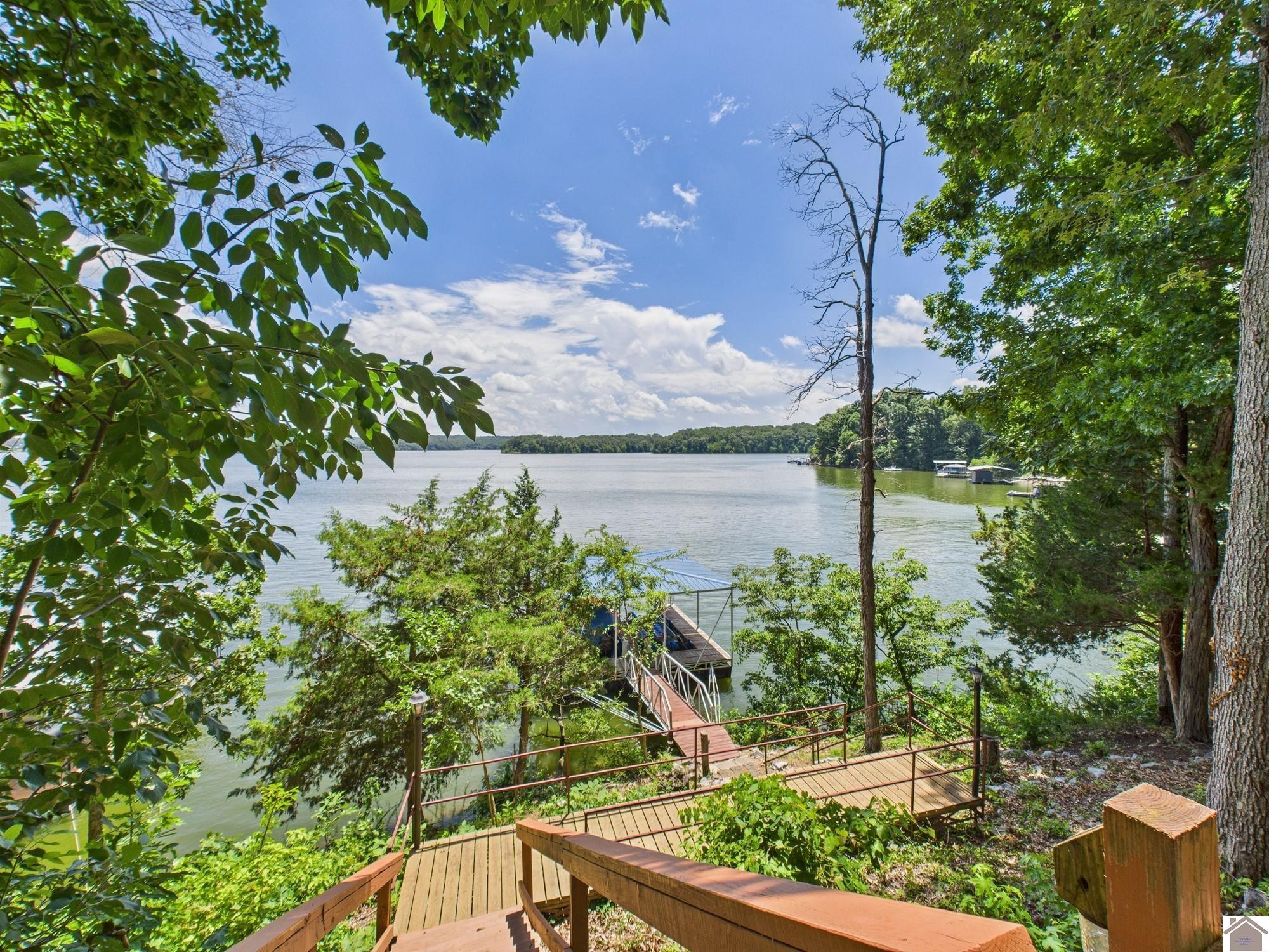 284 Skyline Dr