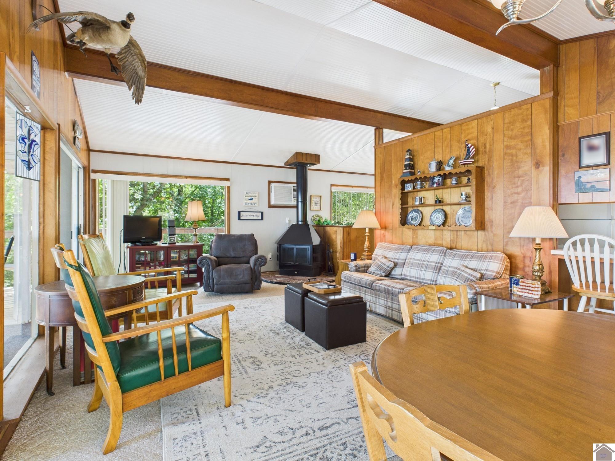 284 Skyline Dr