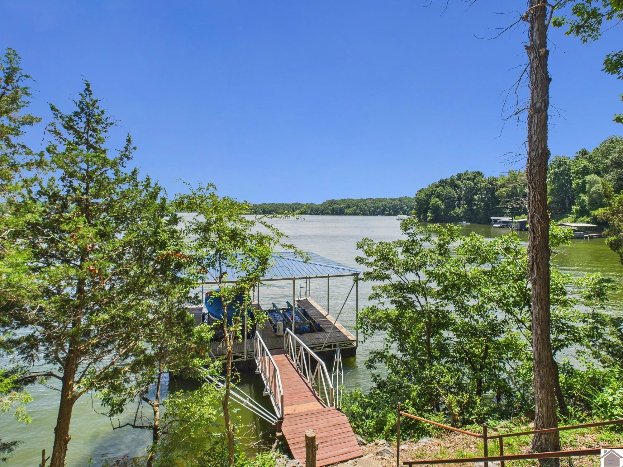 284 Skyline Dr