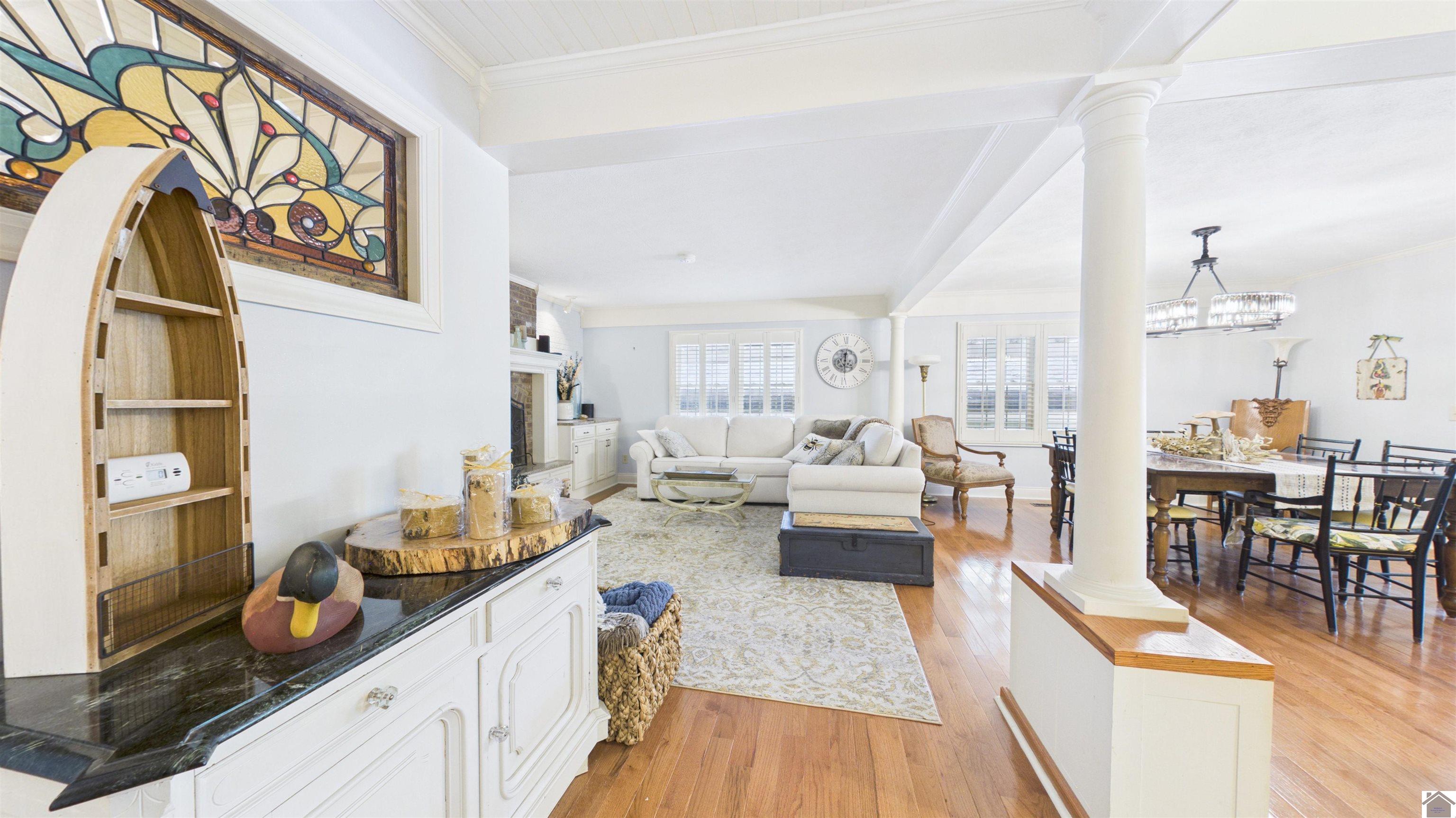 796 Blue Springs Blvd