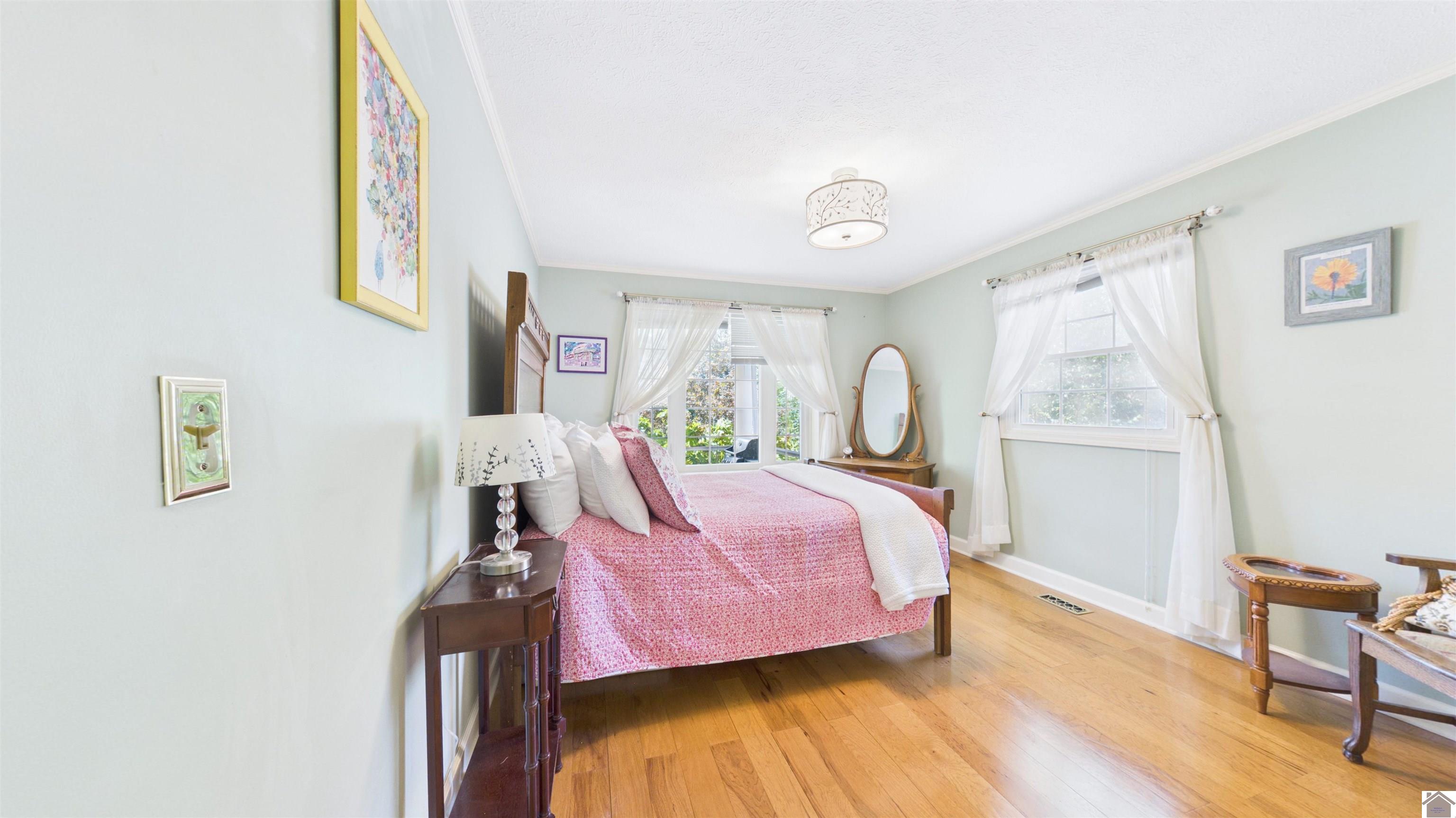 796 Blue Springs Blvd