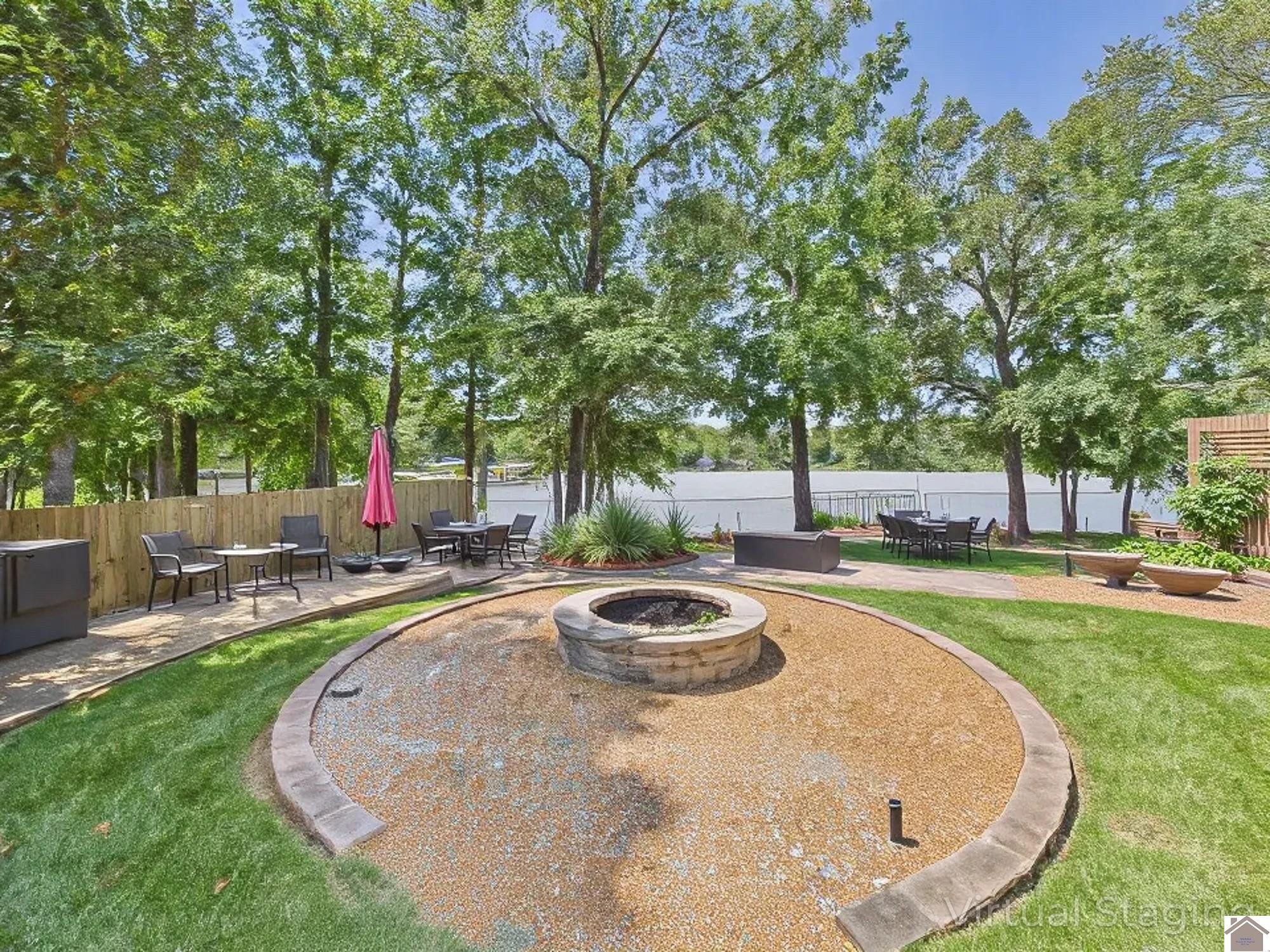 796 Blue Springs Blvd