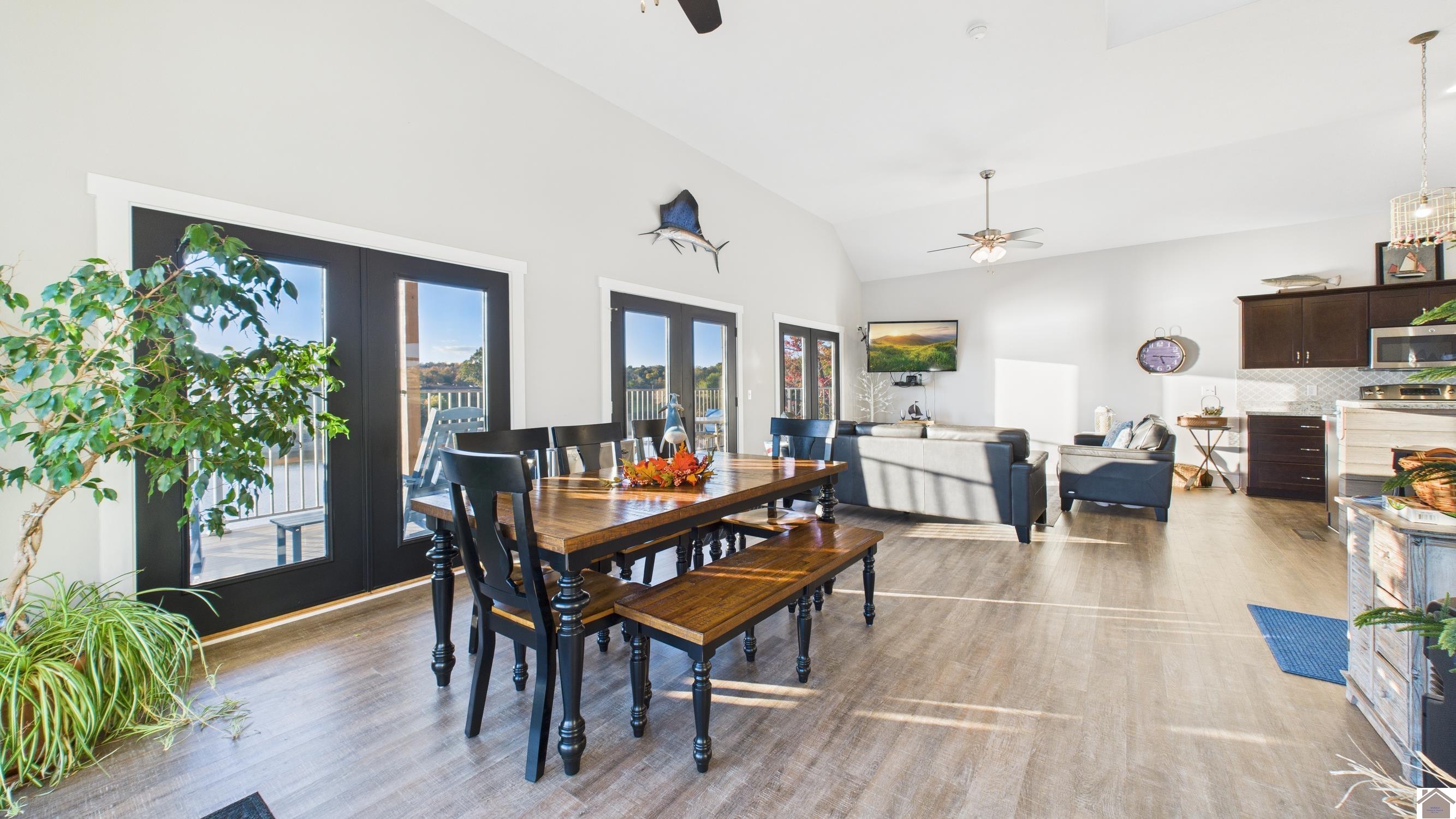 426 Moon Bay Dr