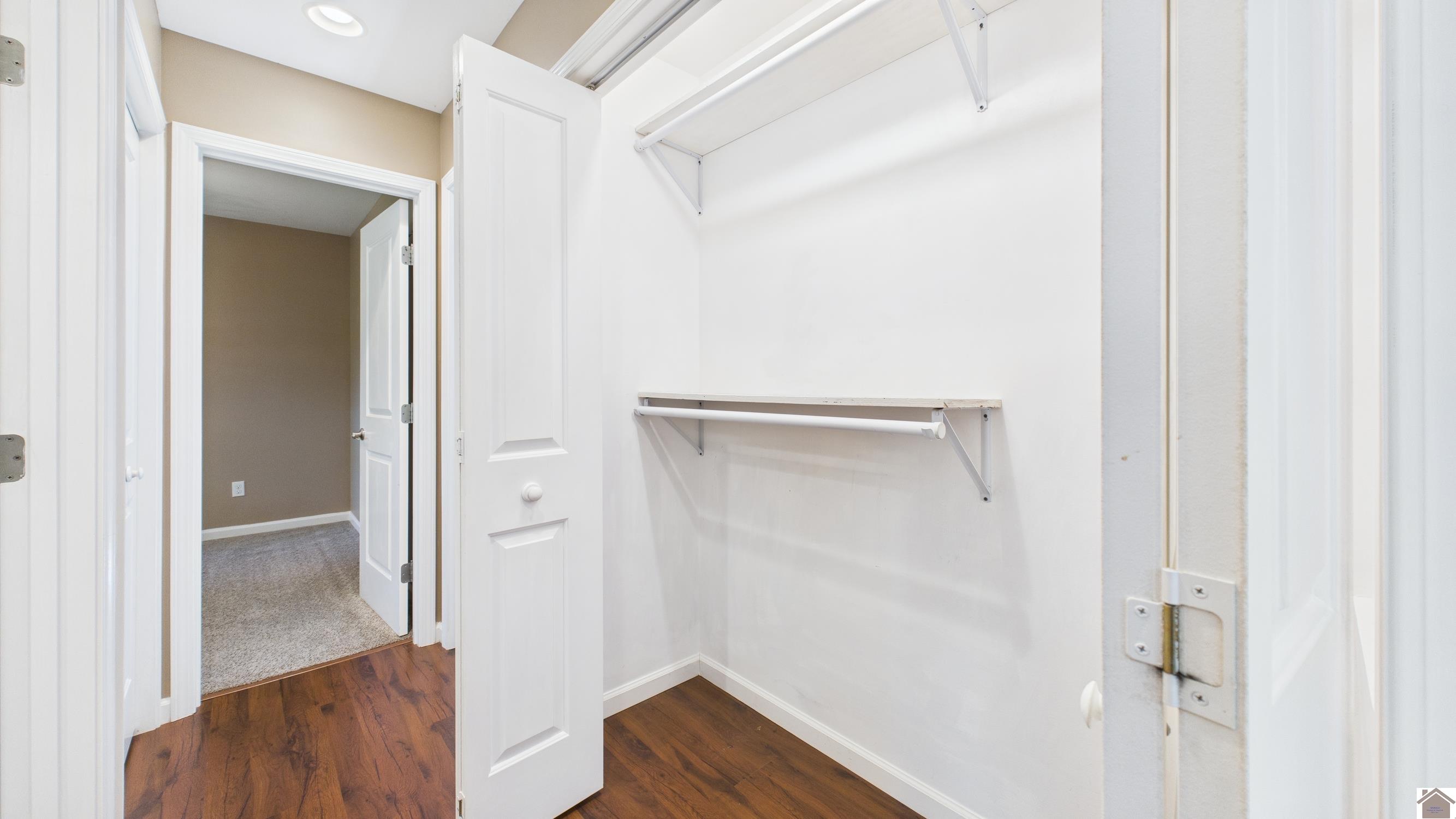 138 DEEPWOOD DRIVE Unit: WESTERN SHORES 111 ~ KENTUCKY LAKE