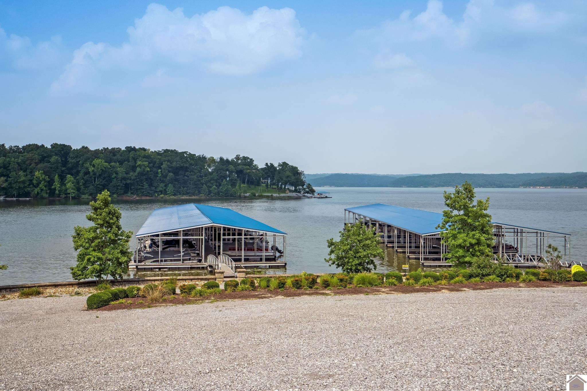 138 DEEPWOOD DRIVE Unit: WESTERN SHORES 111 ~ KENTUCKY LAKE