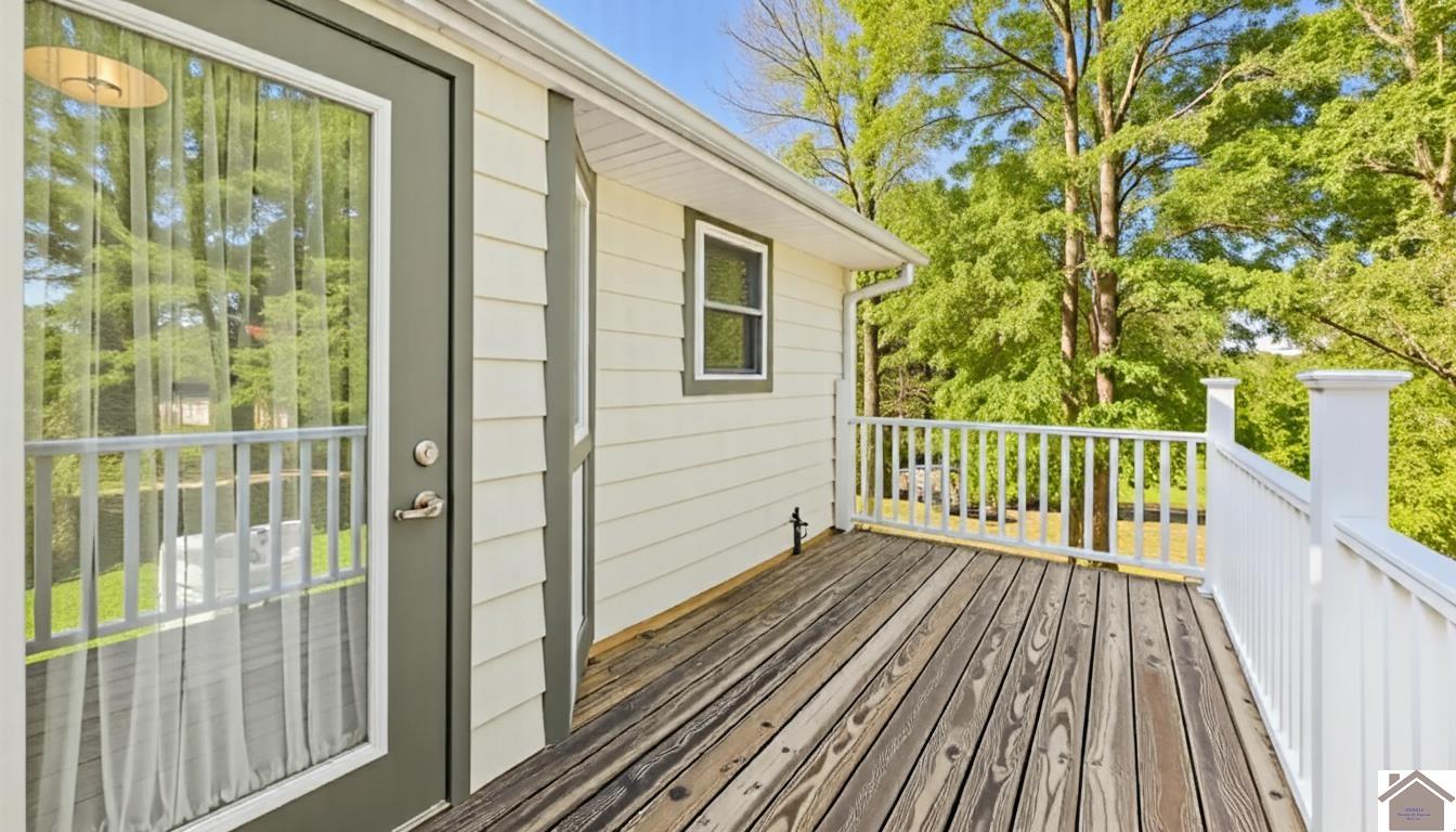 138 DEEPWOOD DRIVE Unit: WESTERN SHORES 111 ~ KENTUCKY LAKE