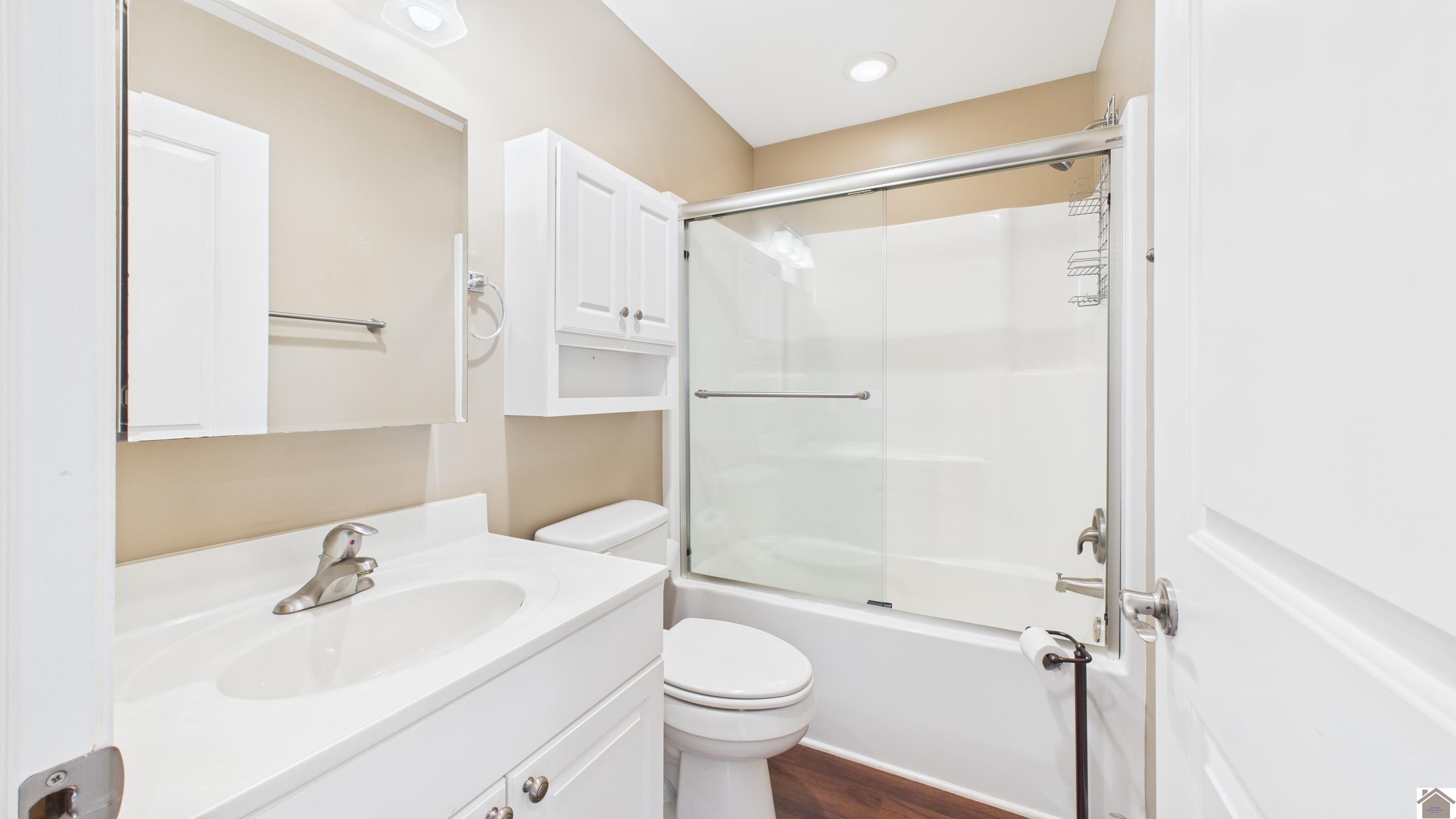 138 DEEPWOOD DRIVE Unit: WESTERN SHORES 111 ~ KENTUCKY LAKE