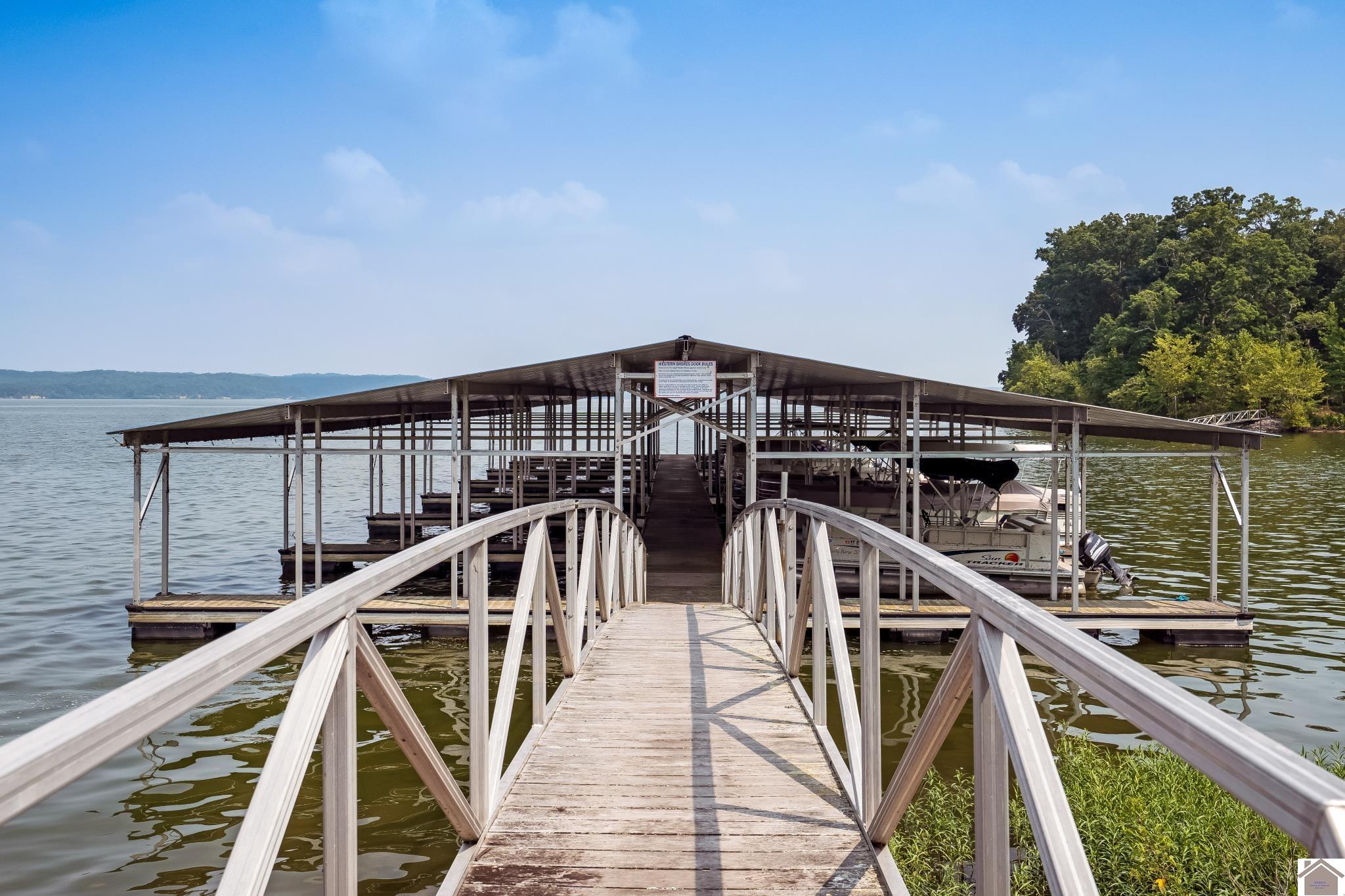 138 DEEPWOOD DRIVE Unit: WESTERN SHORES 111 ~ KENTUCKY LAKE