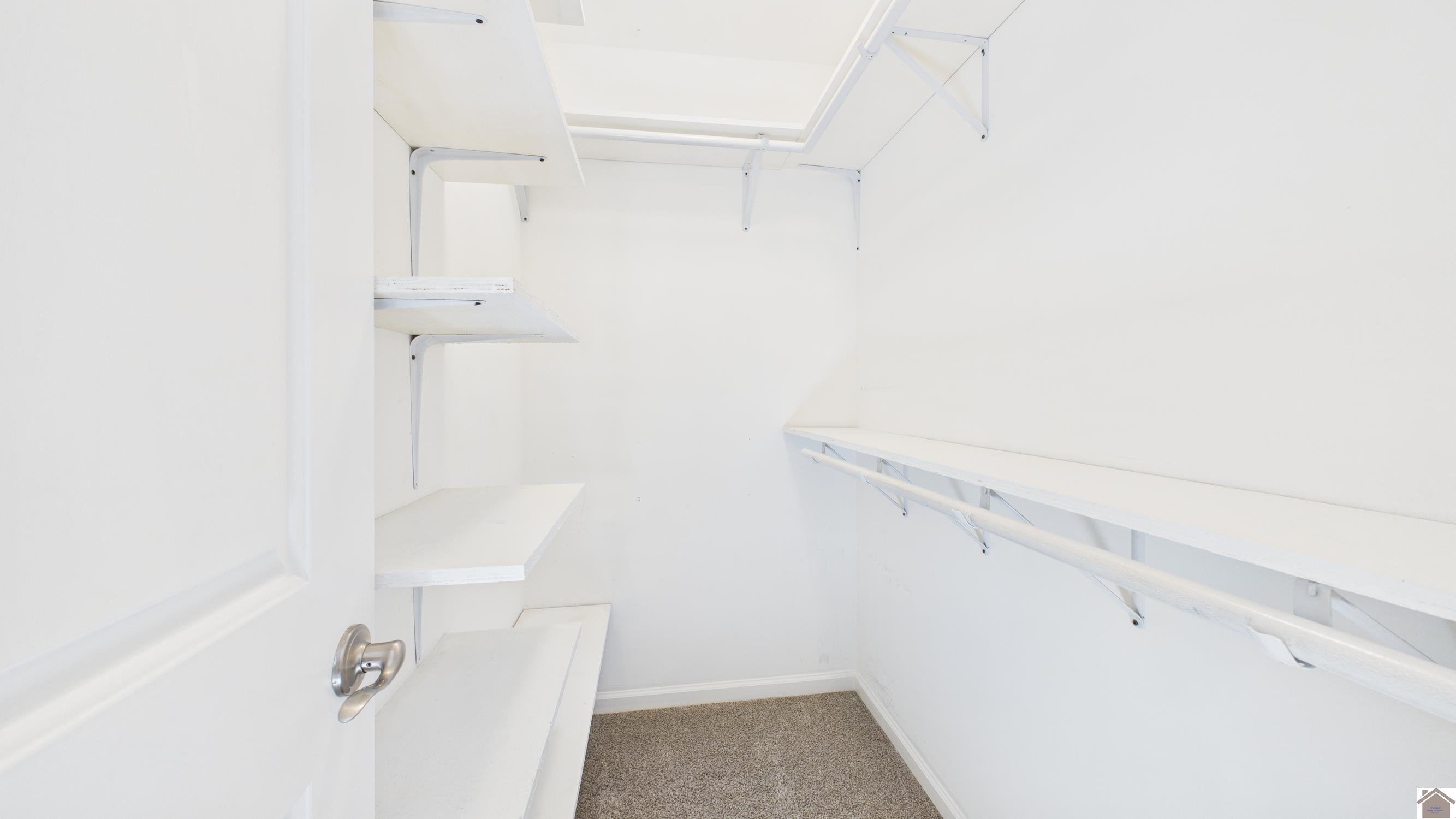 138 DEEPWOOD DRIVE Unit: WESTERN SHORES 111 ~ KENTUCKY LAKE