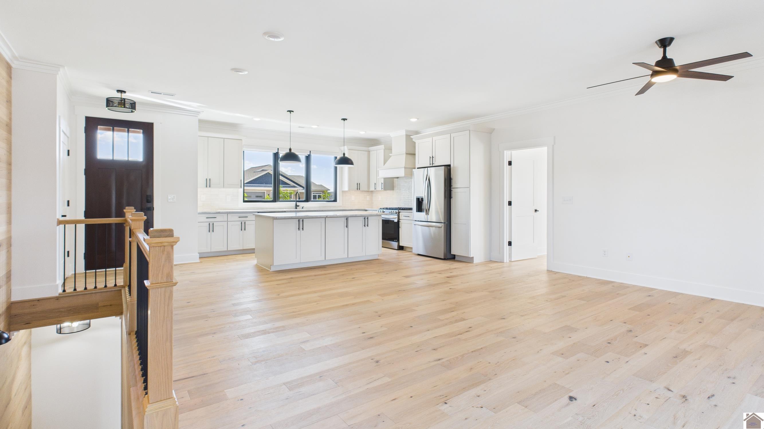 310 Moon Bay Dr
