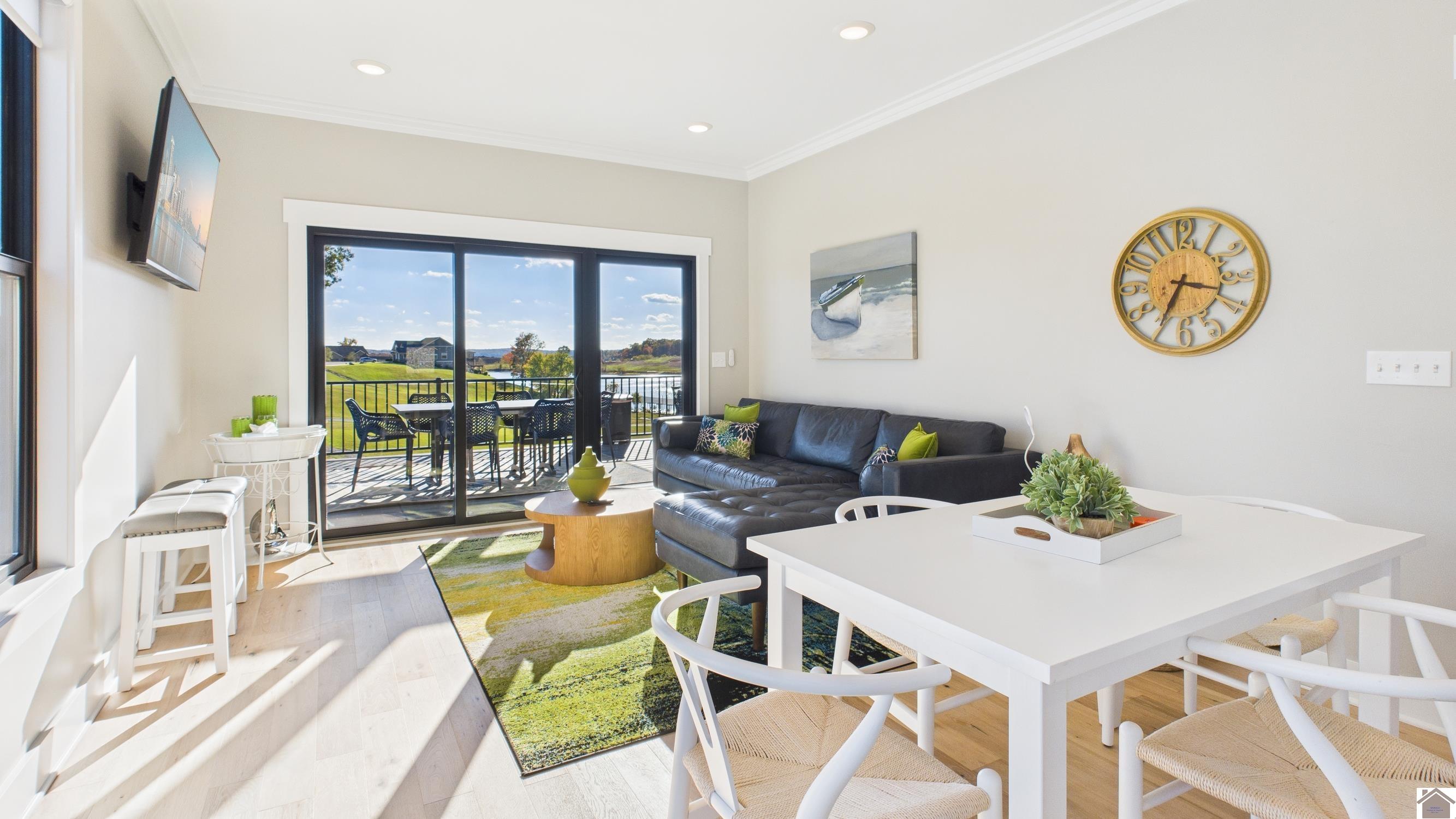 310 Moon Bay Dr