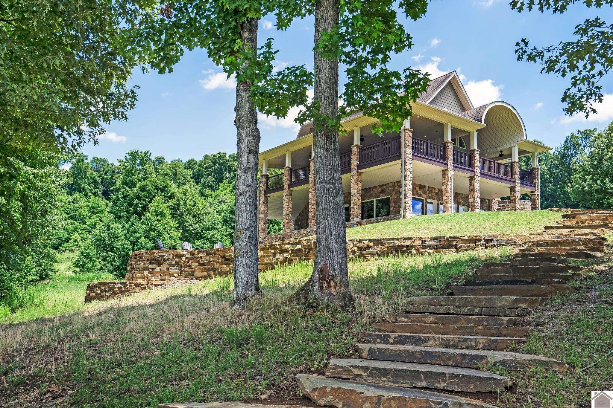 672 Trinity Lane Unit: Lake Barkley