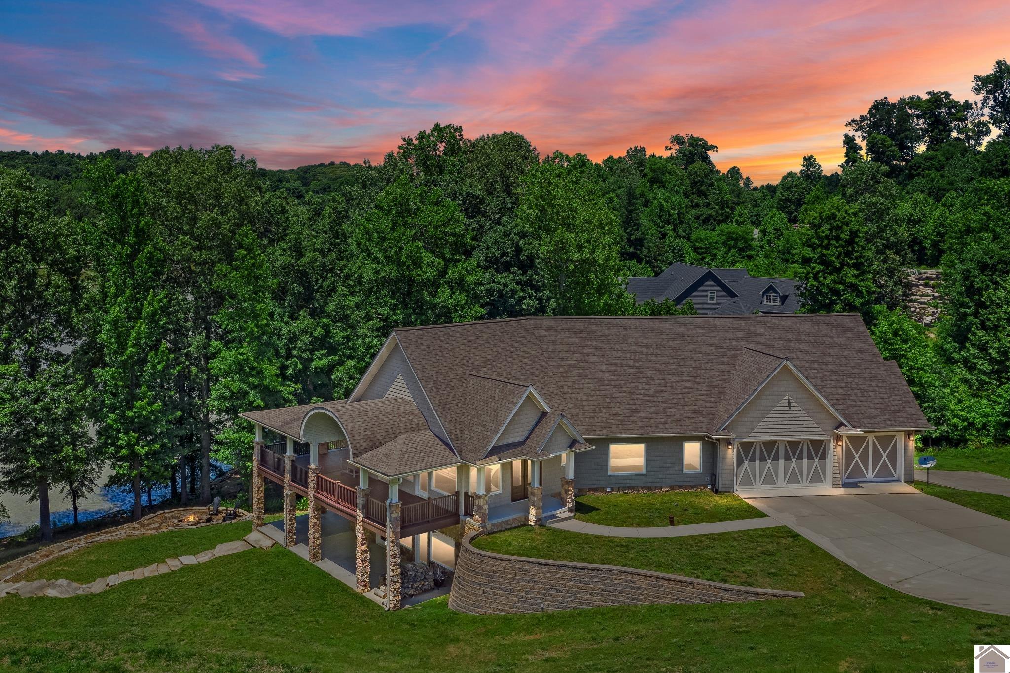 672 Trinity Lane Unit: Lake Barkley