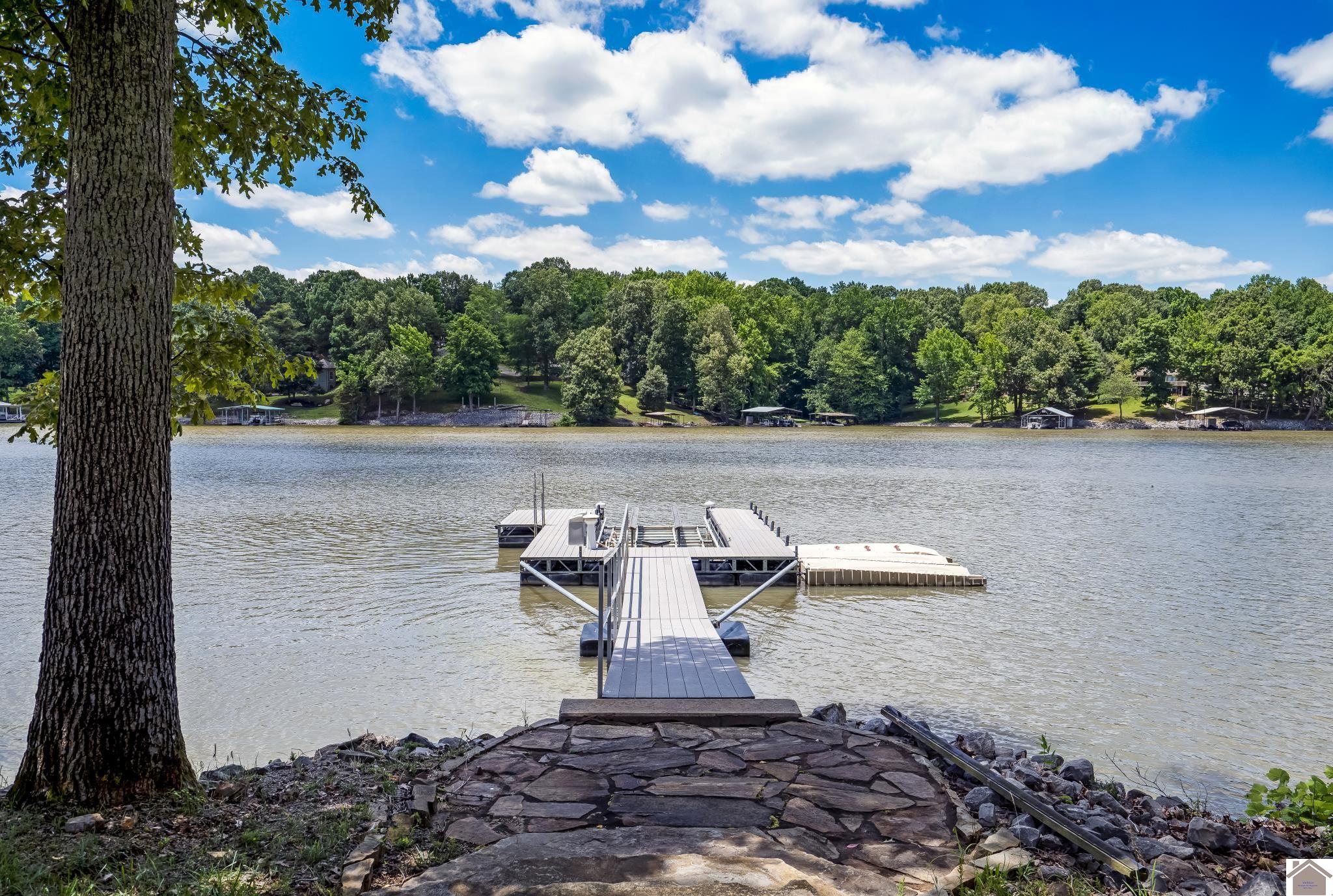672 Trinity Lane Unit: Lake Barkley
