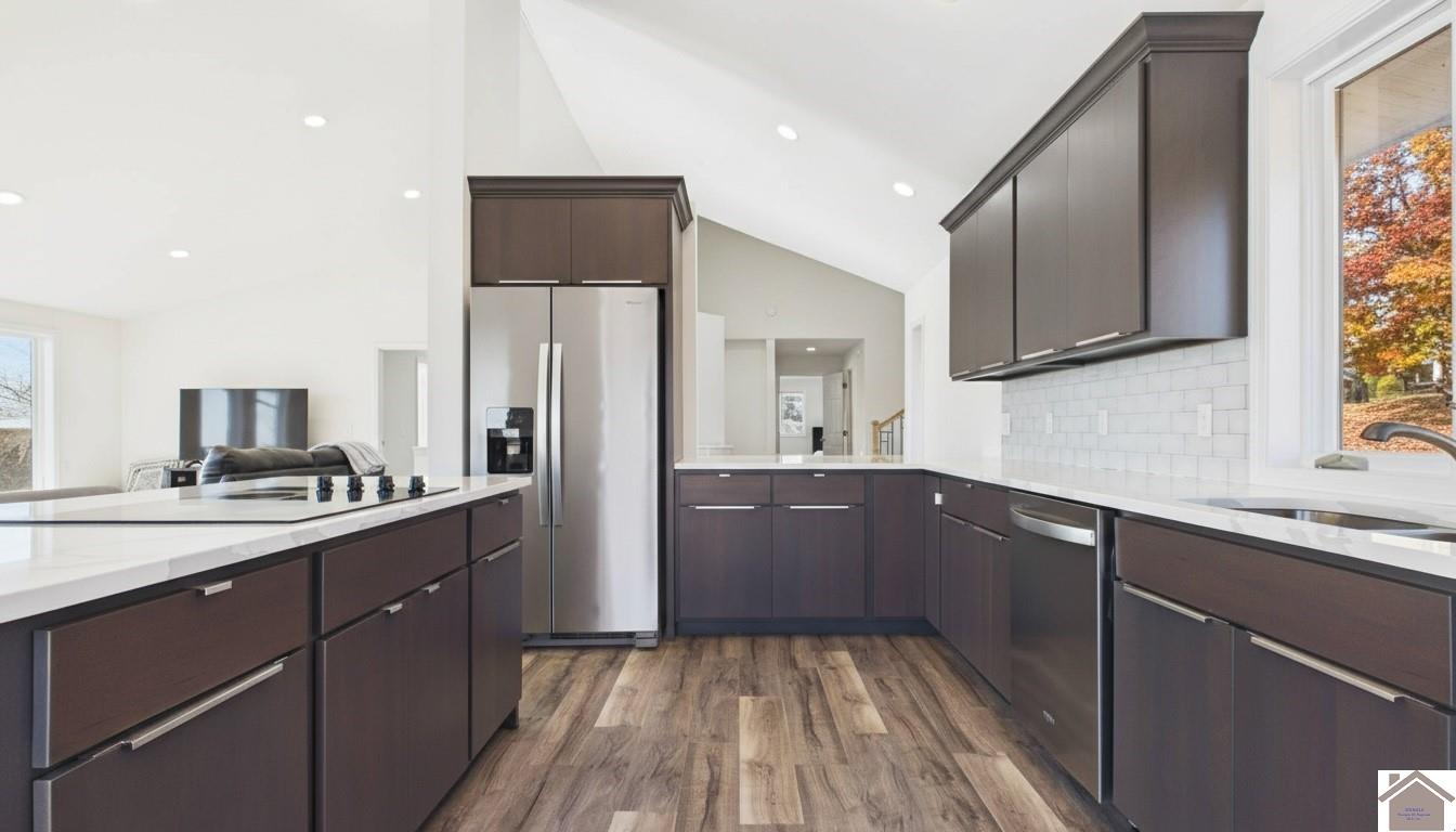 346 Deer Run Dr. Unit: Lake Barkely