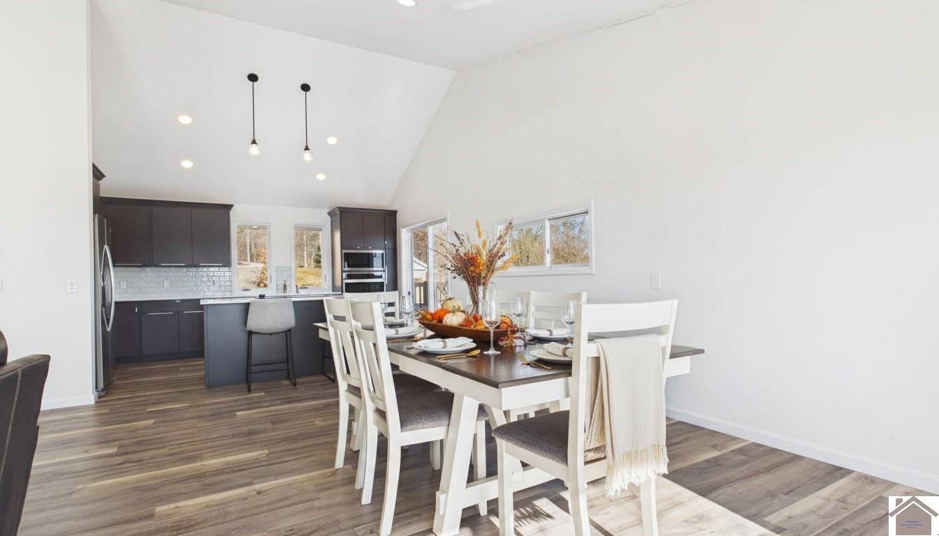 346 Deer Run Dr. Unit: Lake Barkely