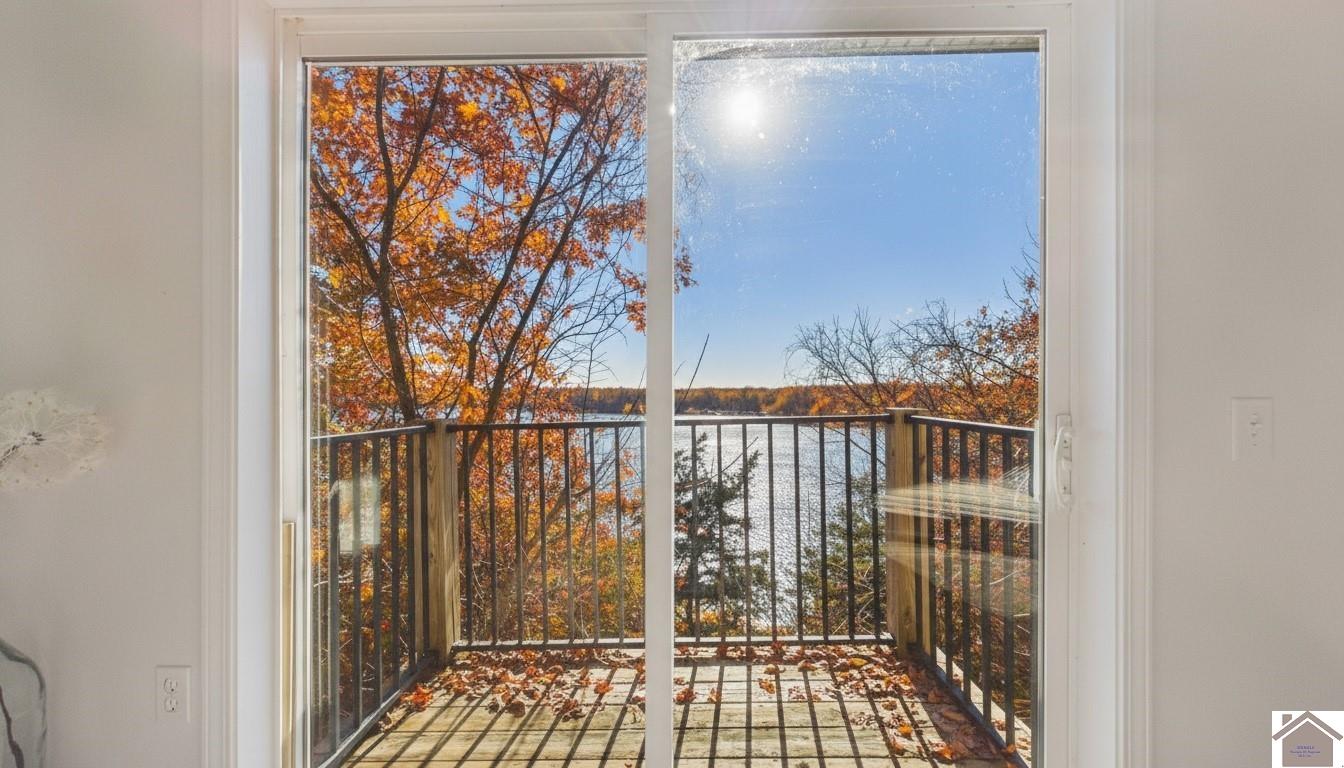 346 Deer Run Dr. Unit: Lake Barkely