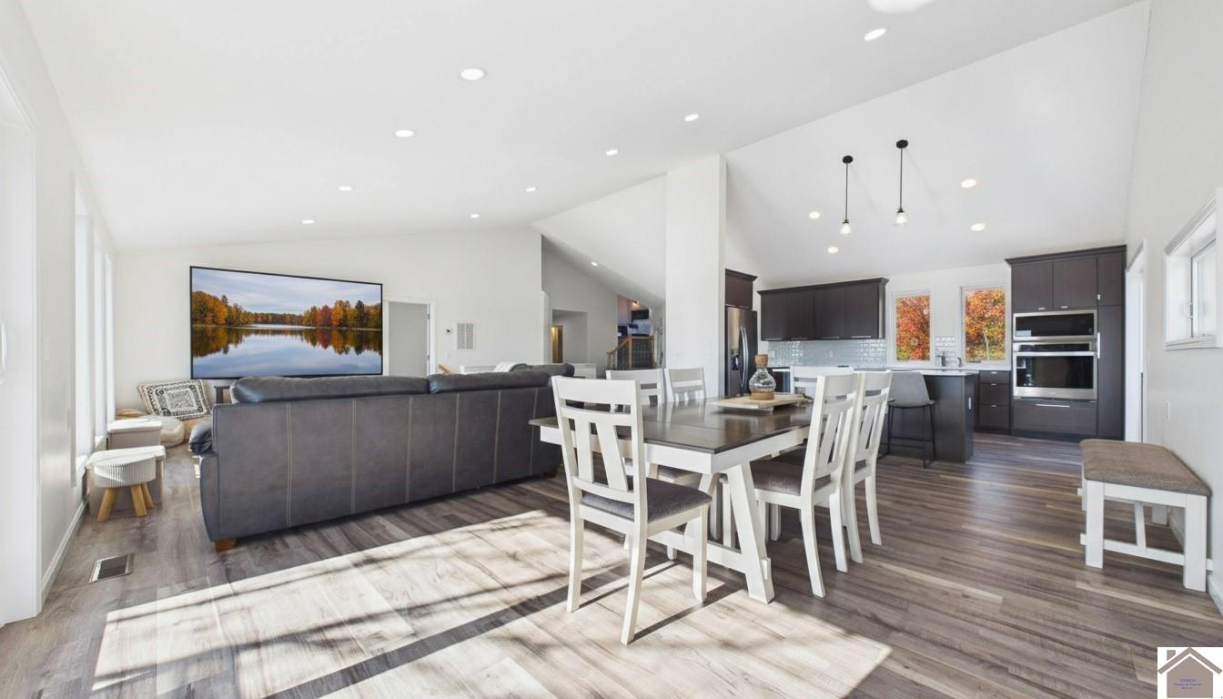 346 Deer Run Dr. Unit: Lake Barkely