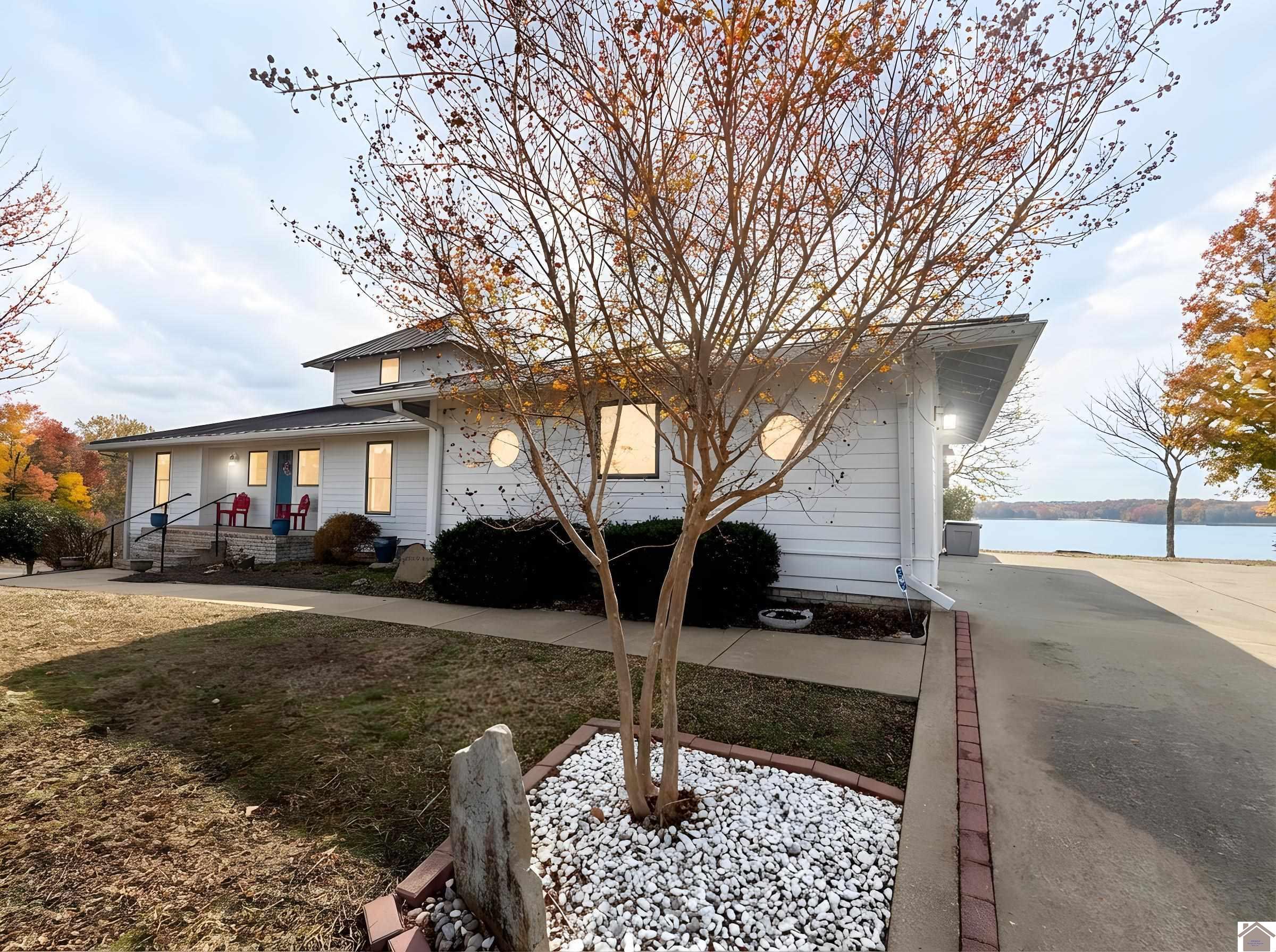 55 Eagles Landing Unit: Lake Barkley