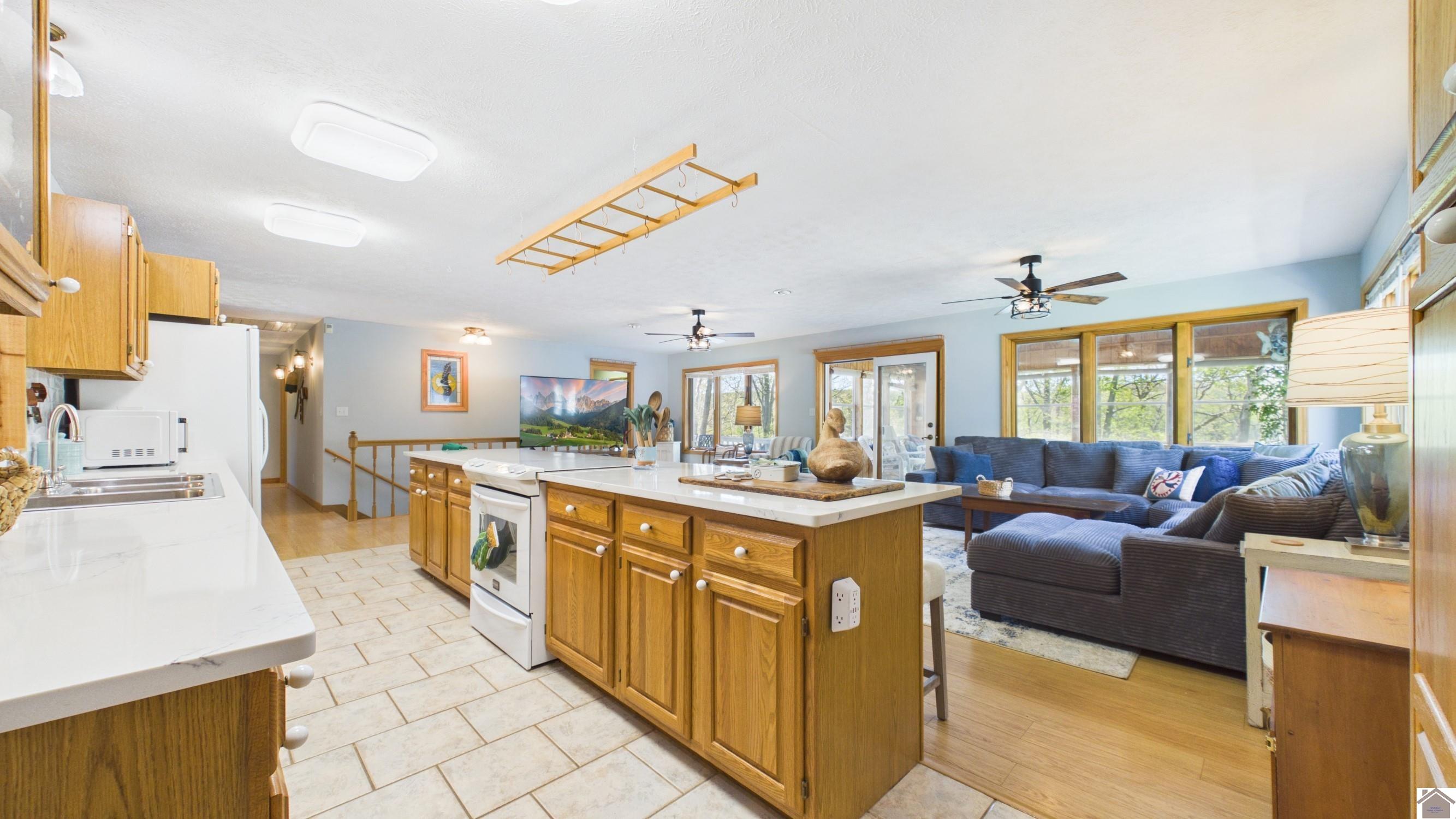 251 DRIFTWOOD Unit: LAKE BARKLEY