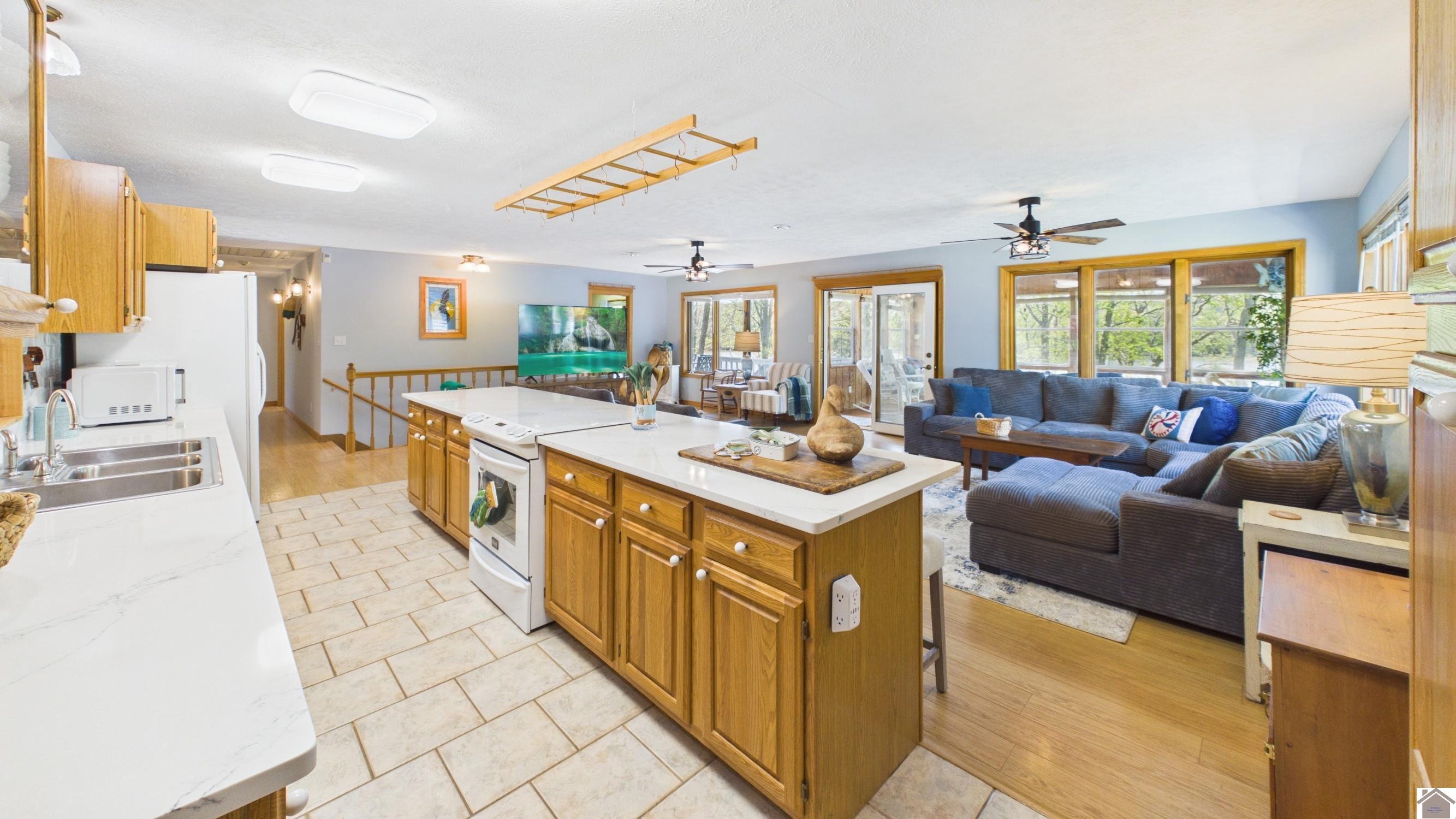 251 DRIFTWOOD Unit: LAKE BARKLEY