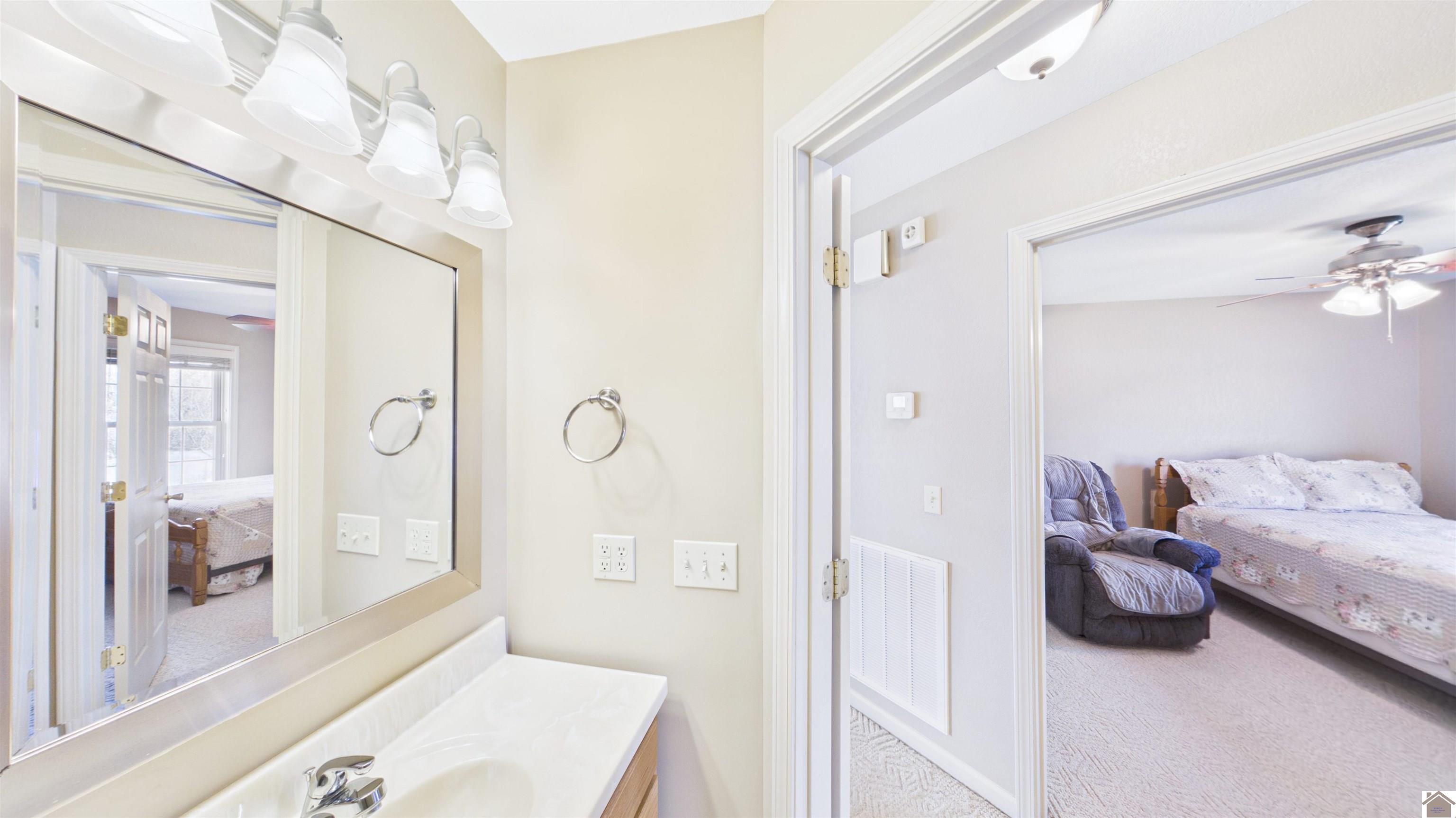 111 Rachel Unit: Lake Barkley