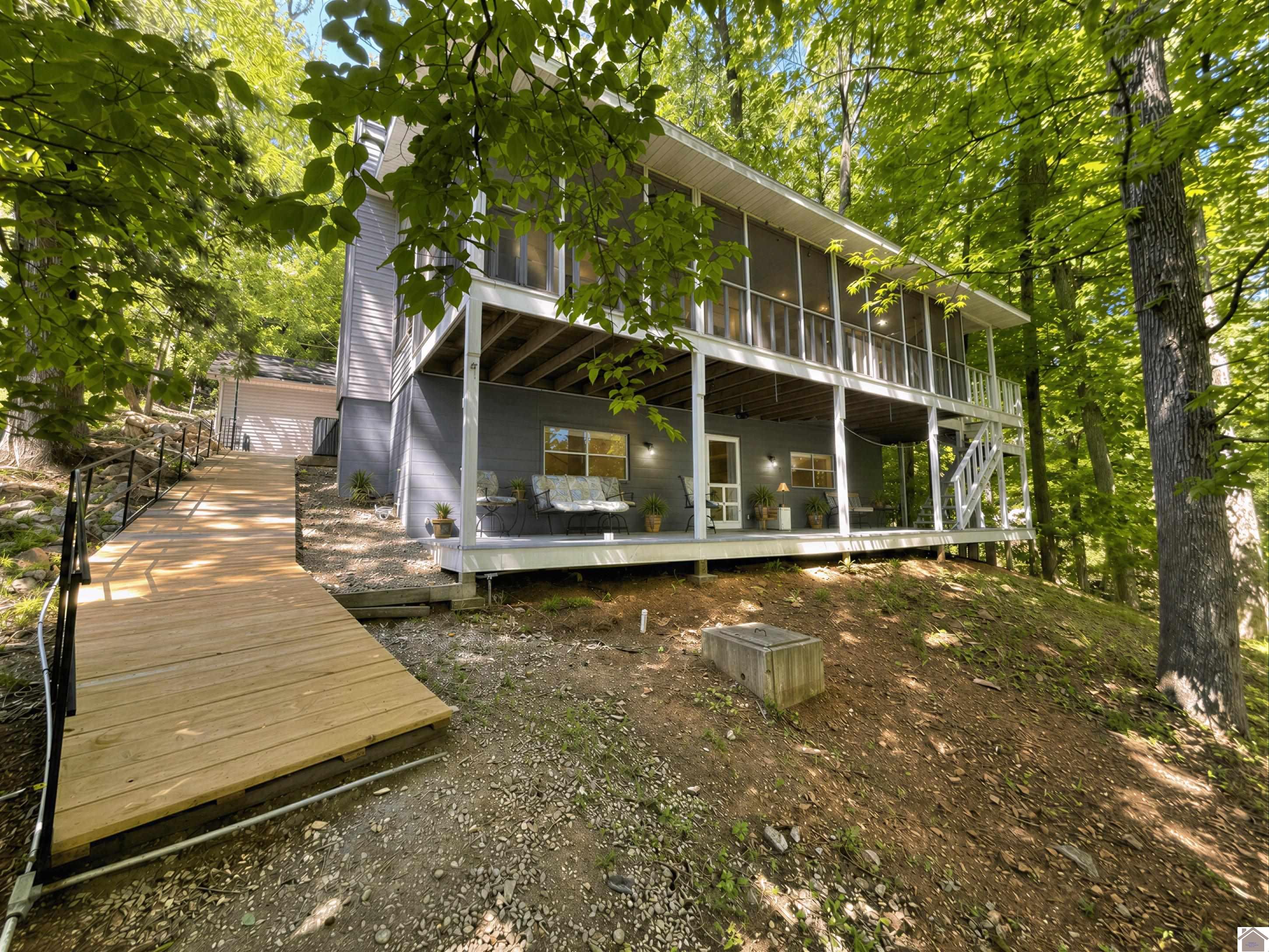 537 Algonquin
