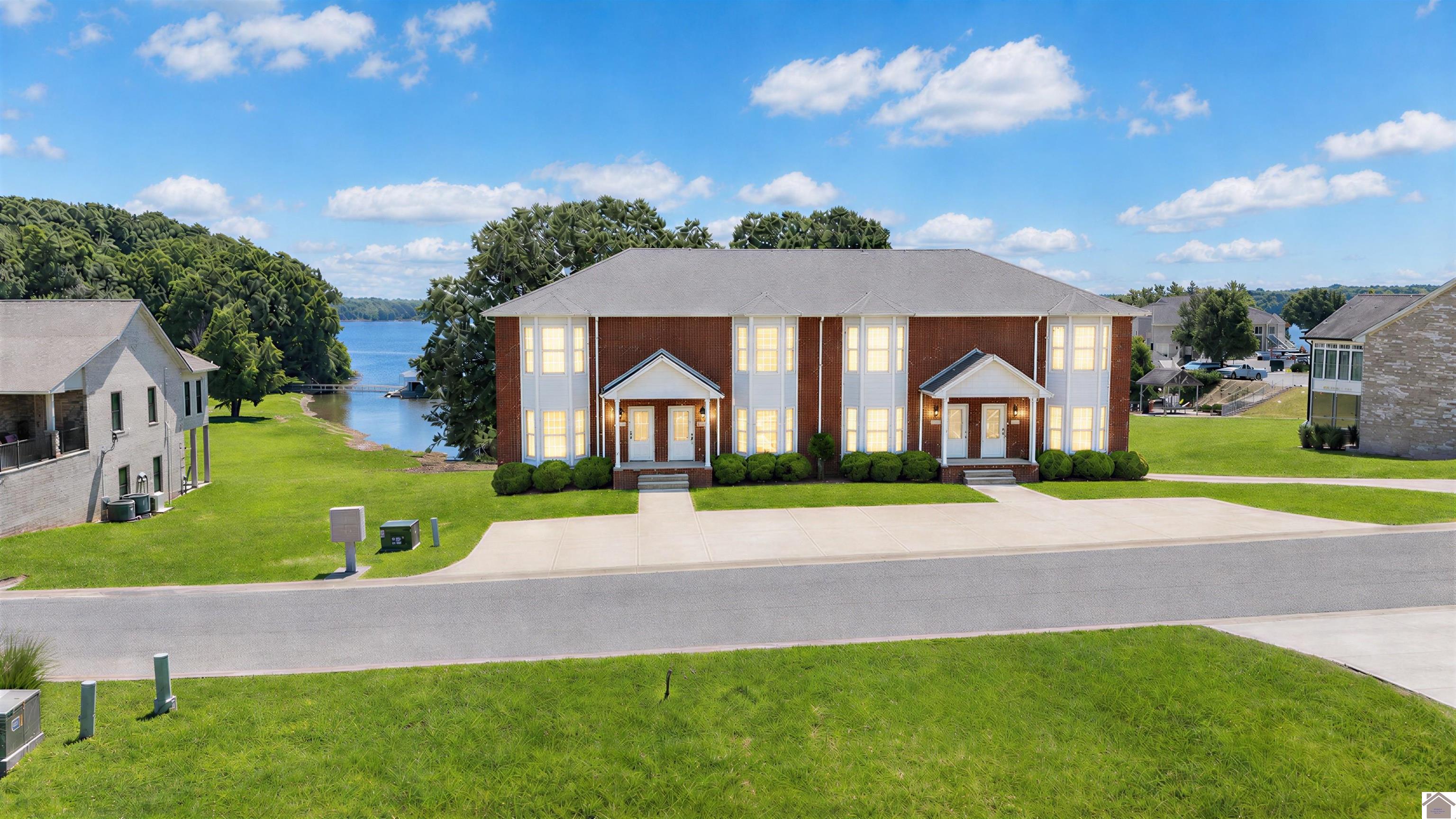 403 Moon Bay