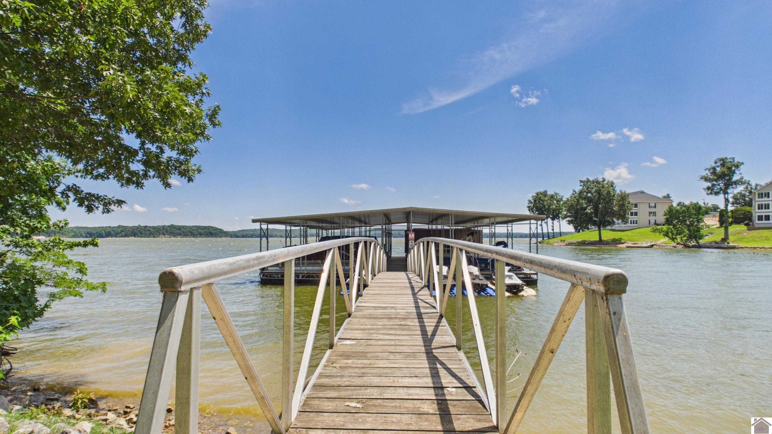 403 Moon Bay