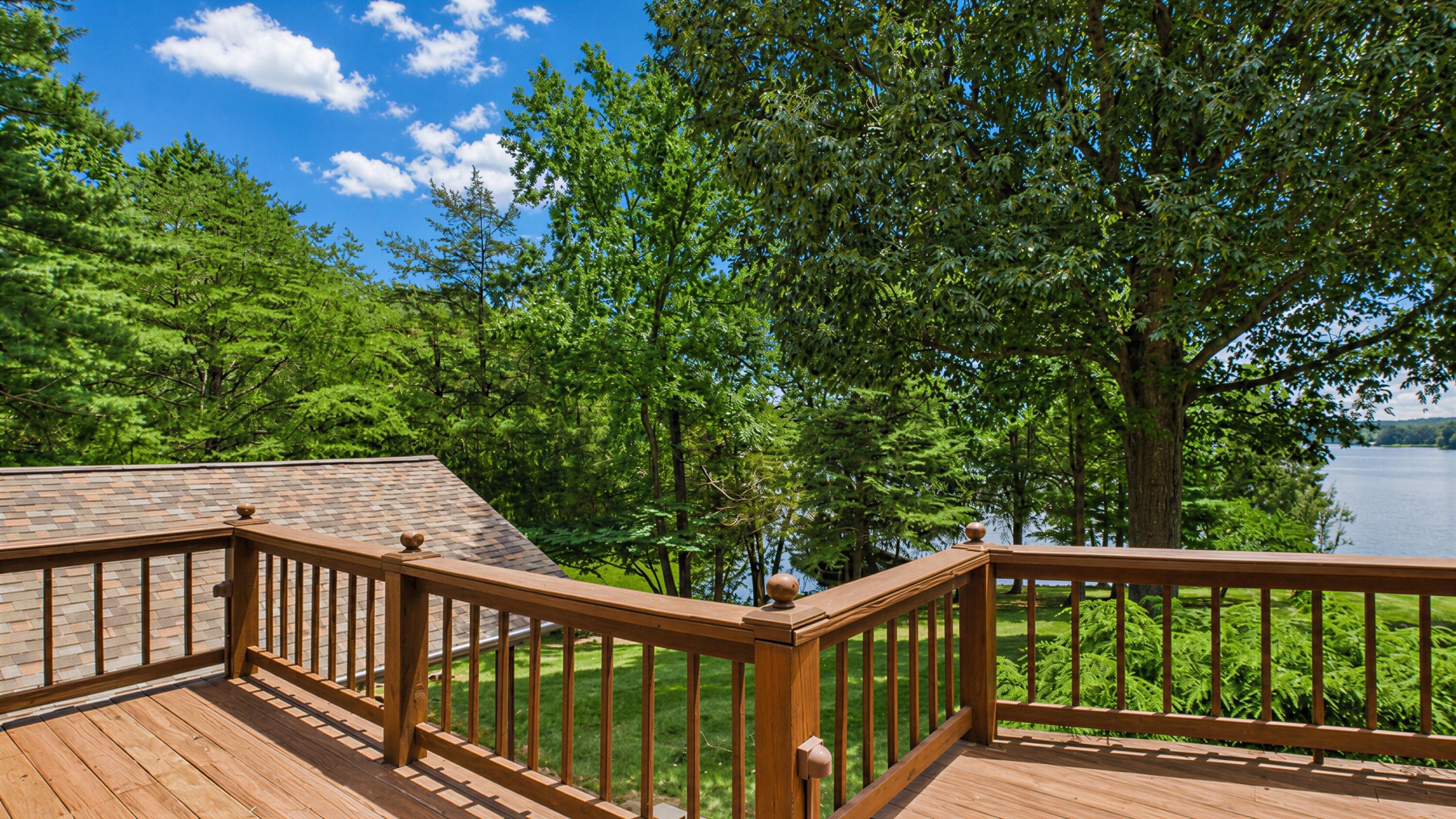 897 Summit Point