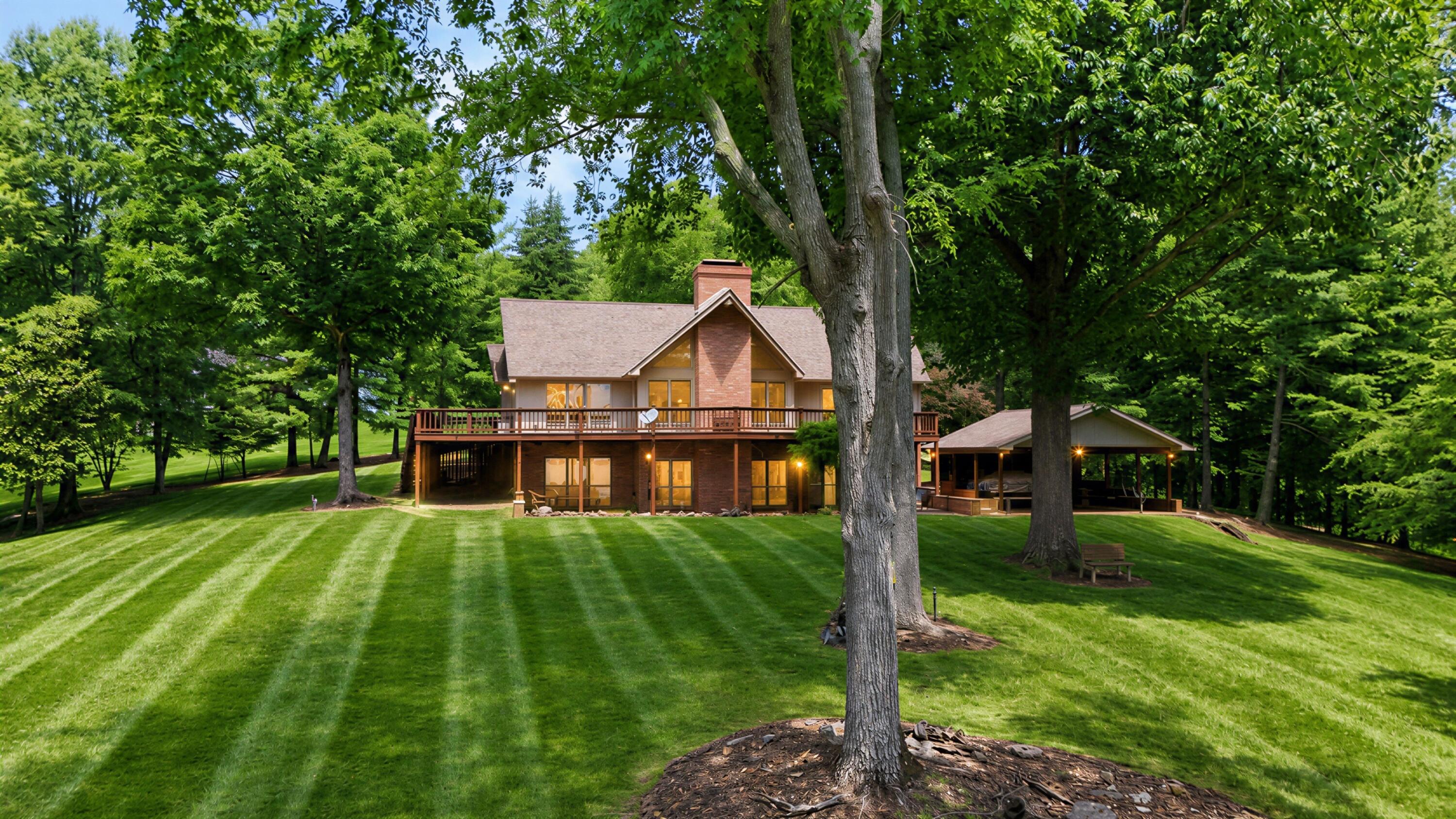 897 Summit Point