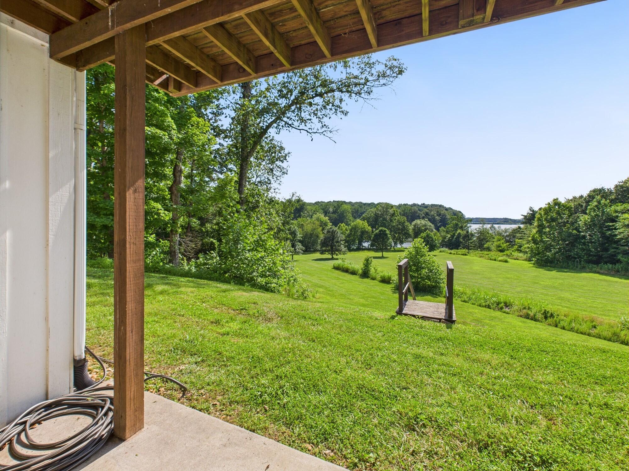 295 Kipling Circle