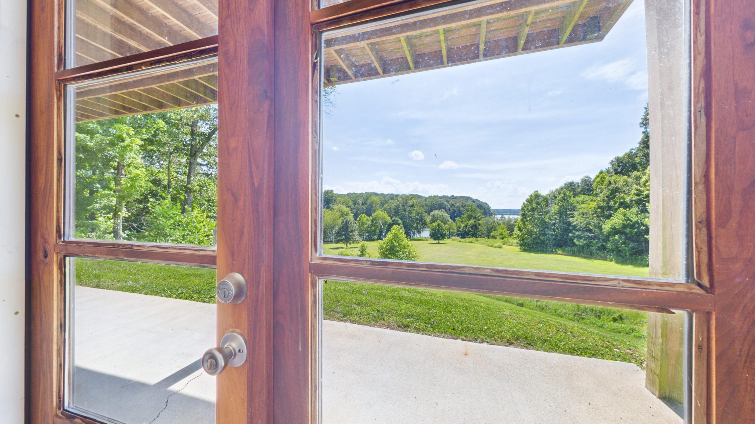 295 Kipling Circle