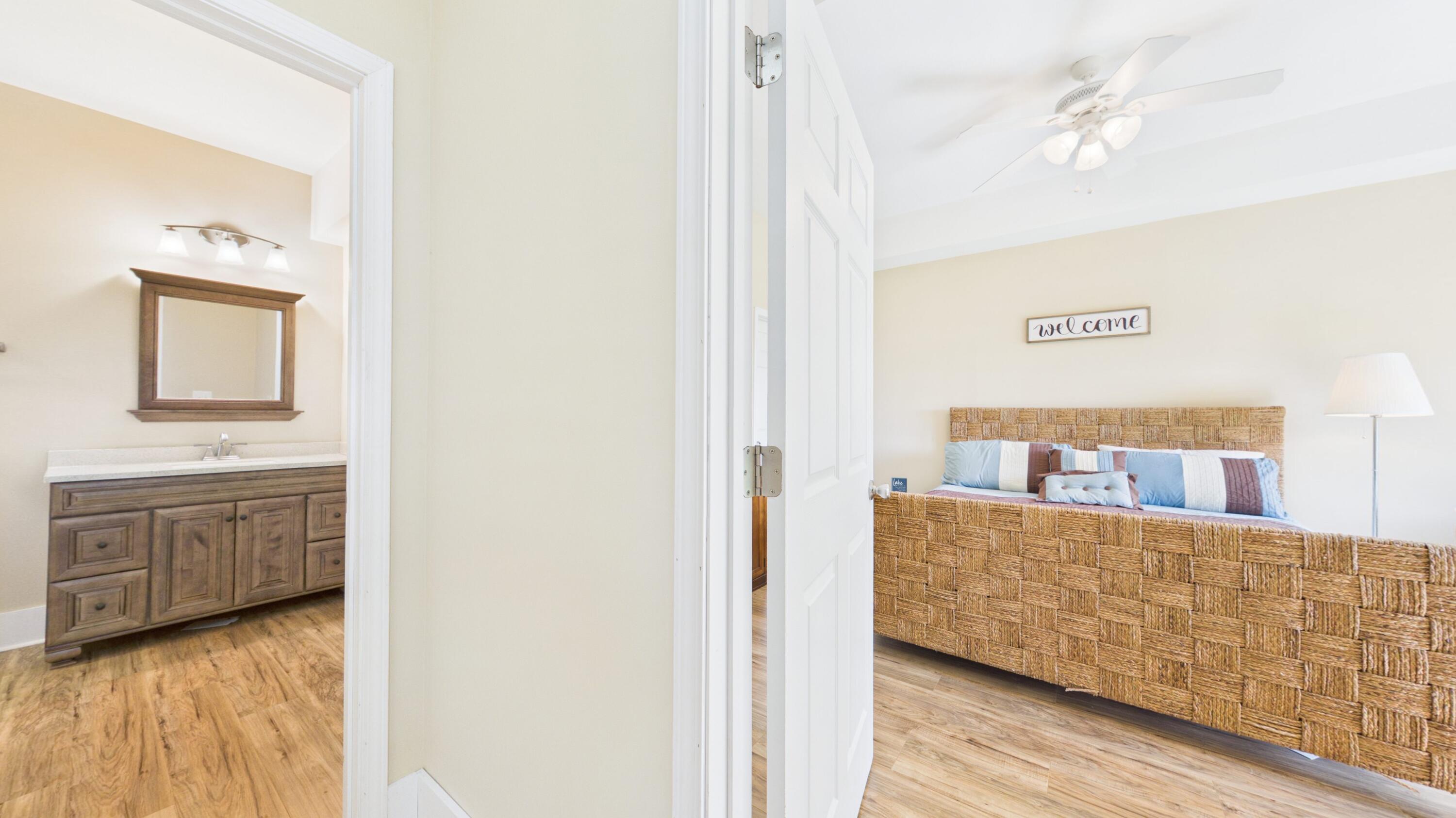 295 Kipling Circle