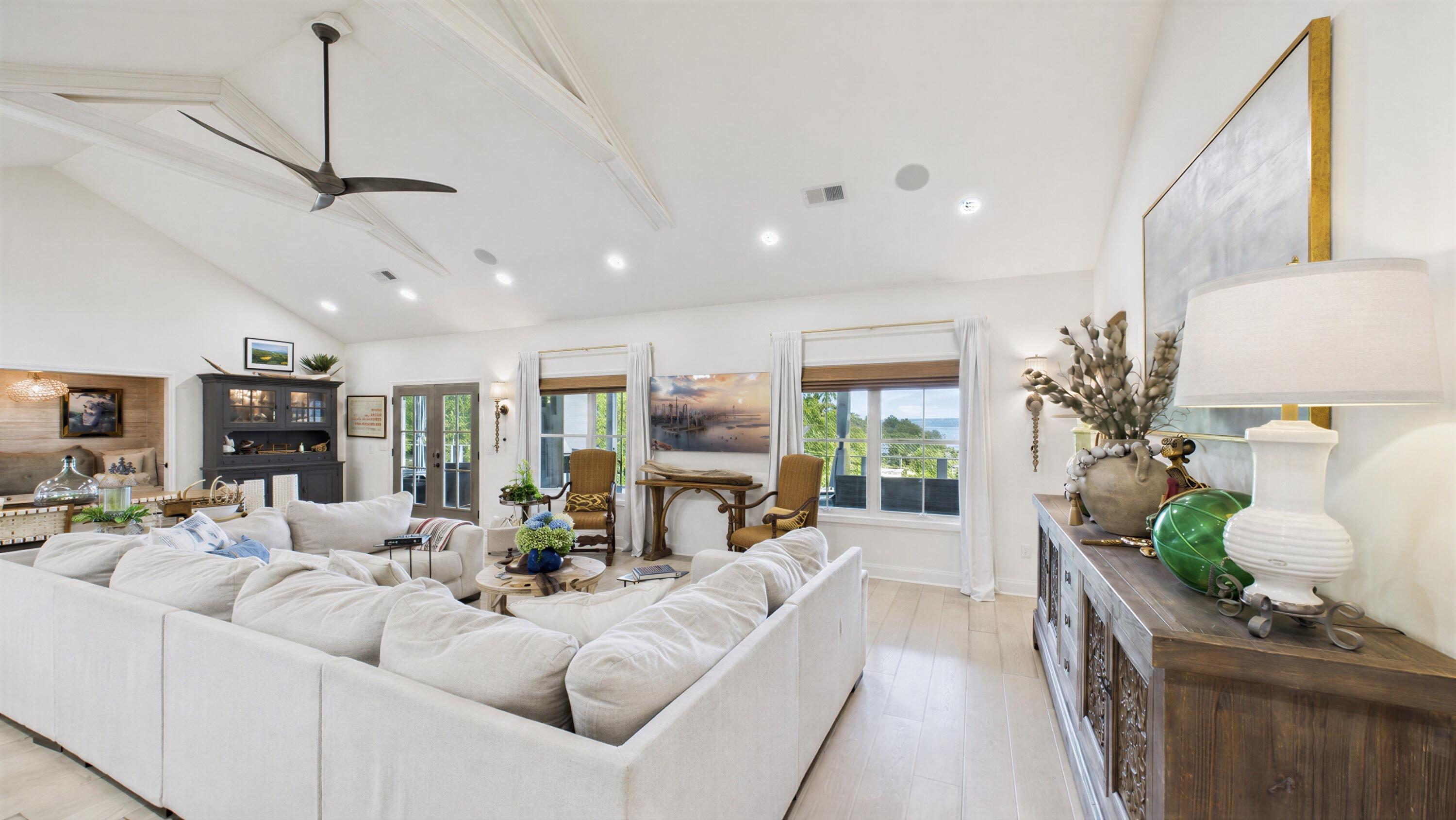 15 Driftwood Lane
